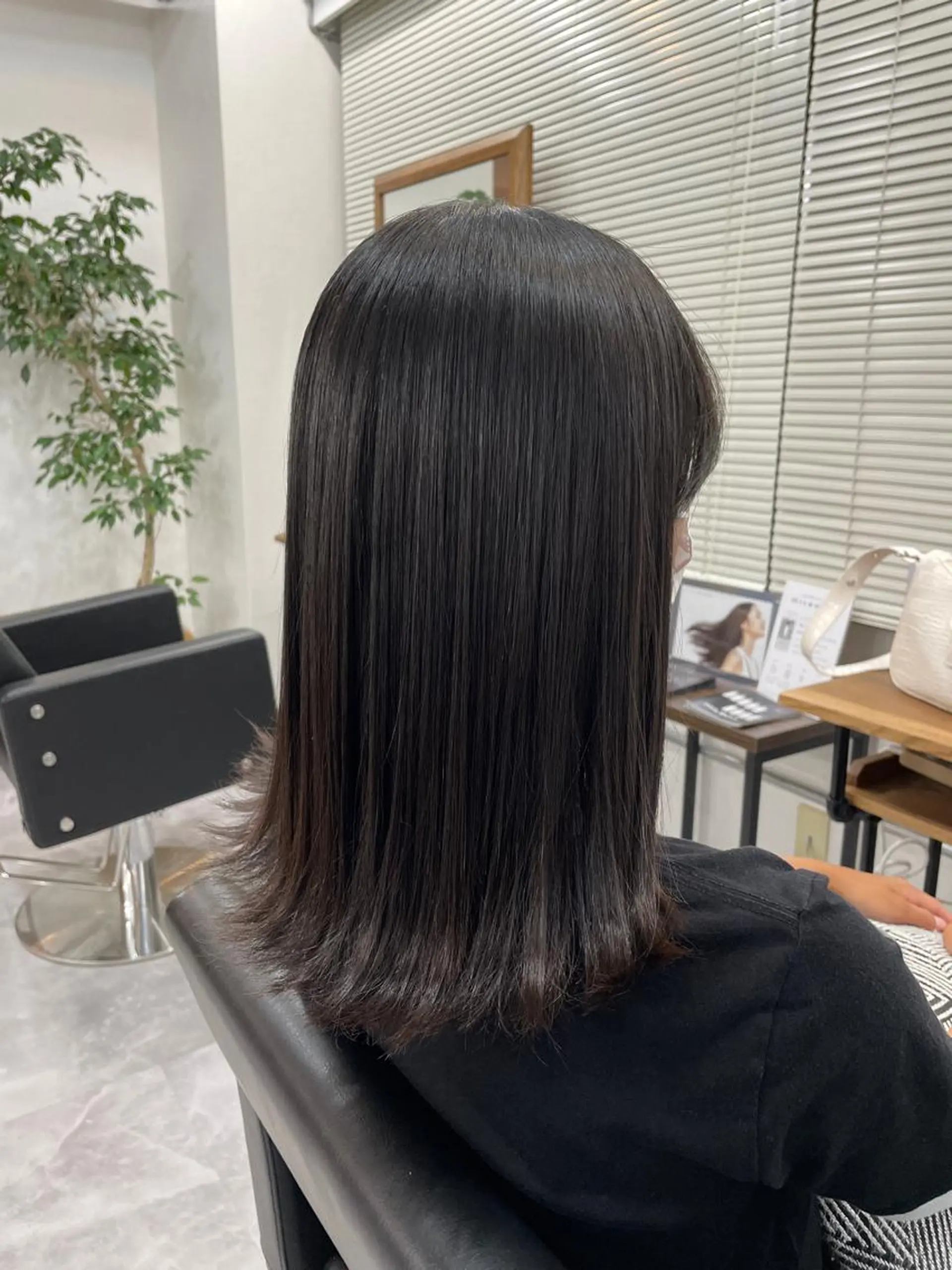 ミディアム トリートメント OGAWA HIROKIのヘアスタイル