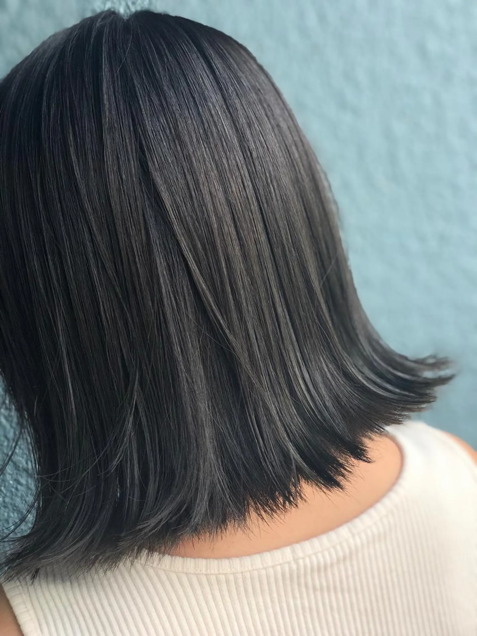 ショート カラー デザインカラー✨新倉 佑奈のヘアスタイル