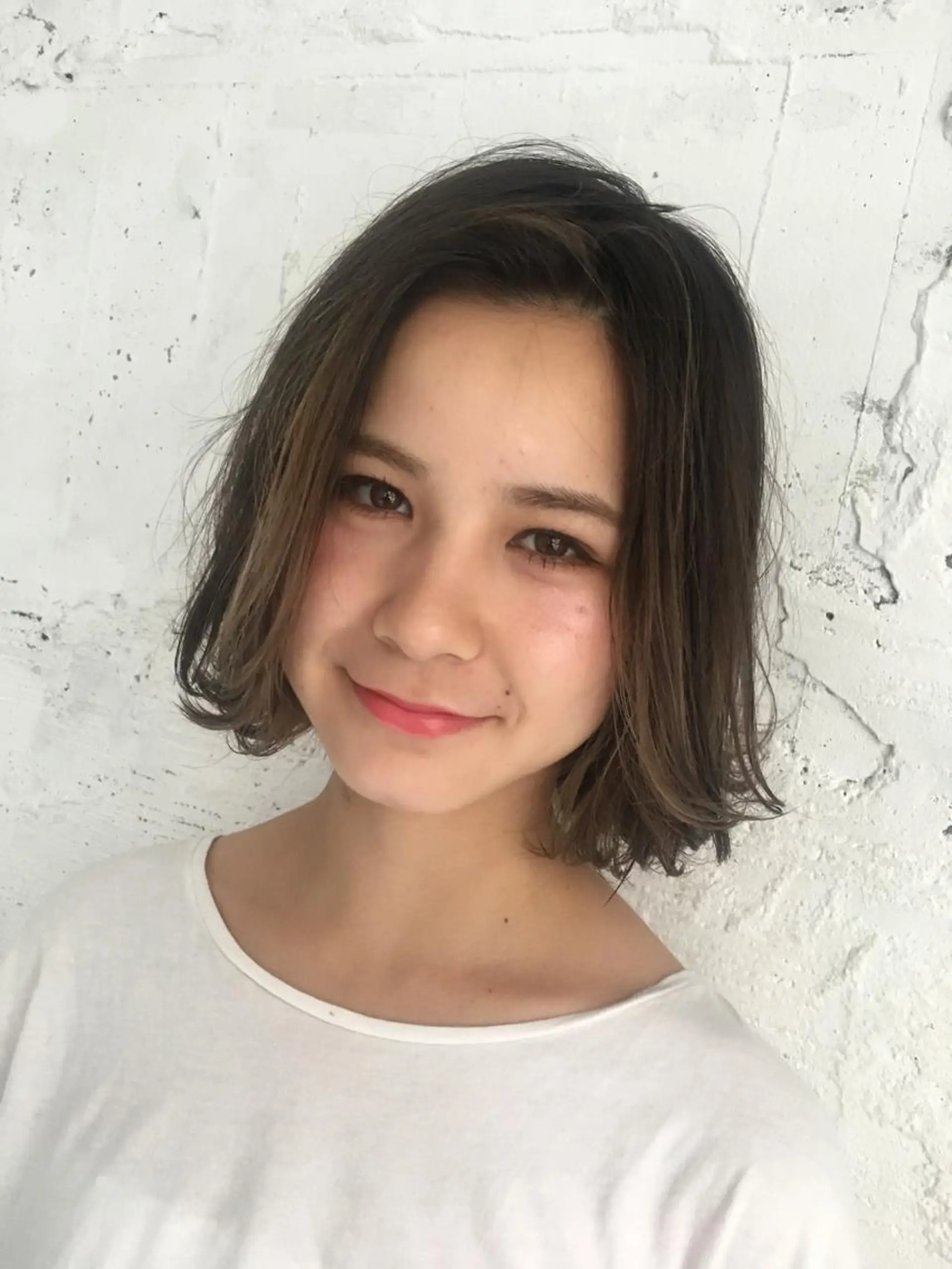 ショート カラー グレージュ ボブ scene. haraのヘアスタイル