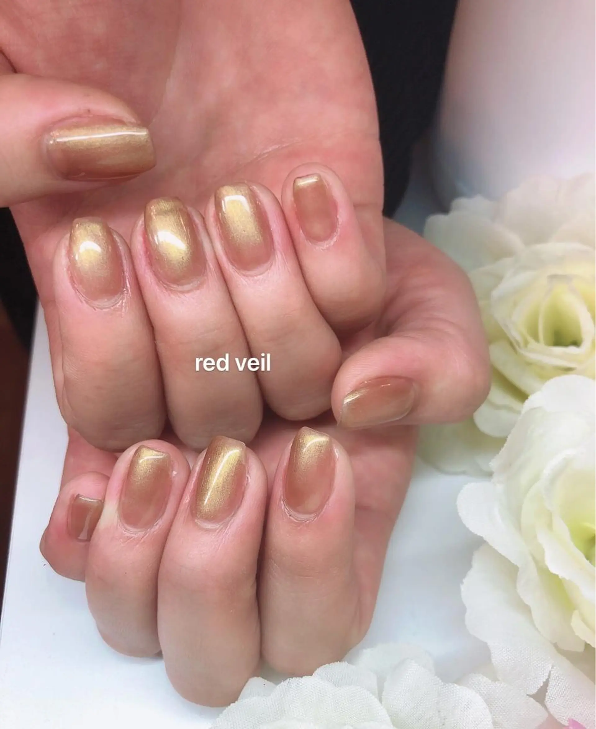 ミディアム ネイル ハンドネイル 長さ出し専門 nynaのネイルデザイン