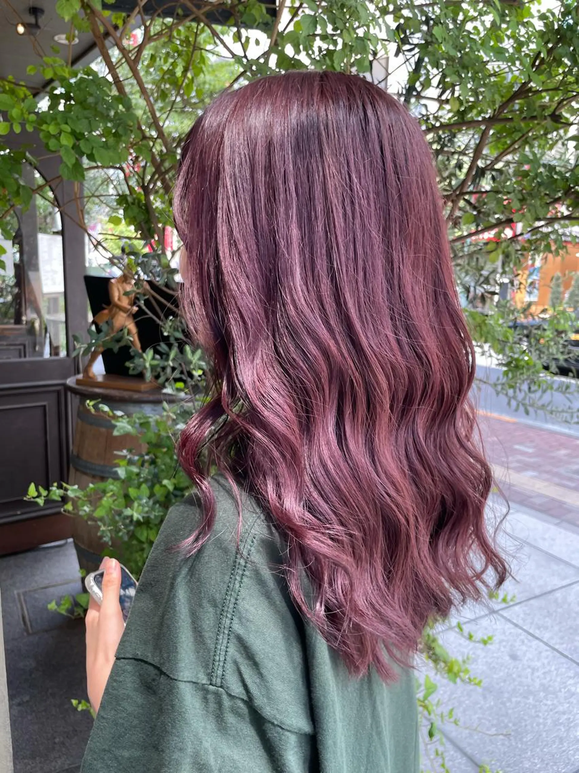 ロング 個性派ネイル 🌼 ハルカ ♡の眉毛・アイブロウイメージ