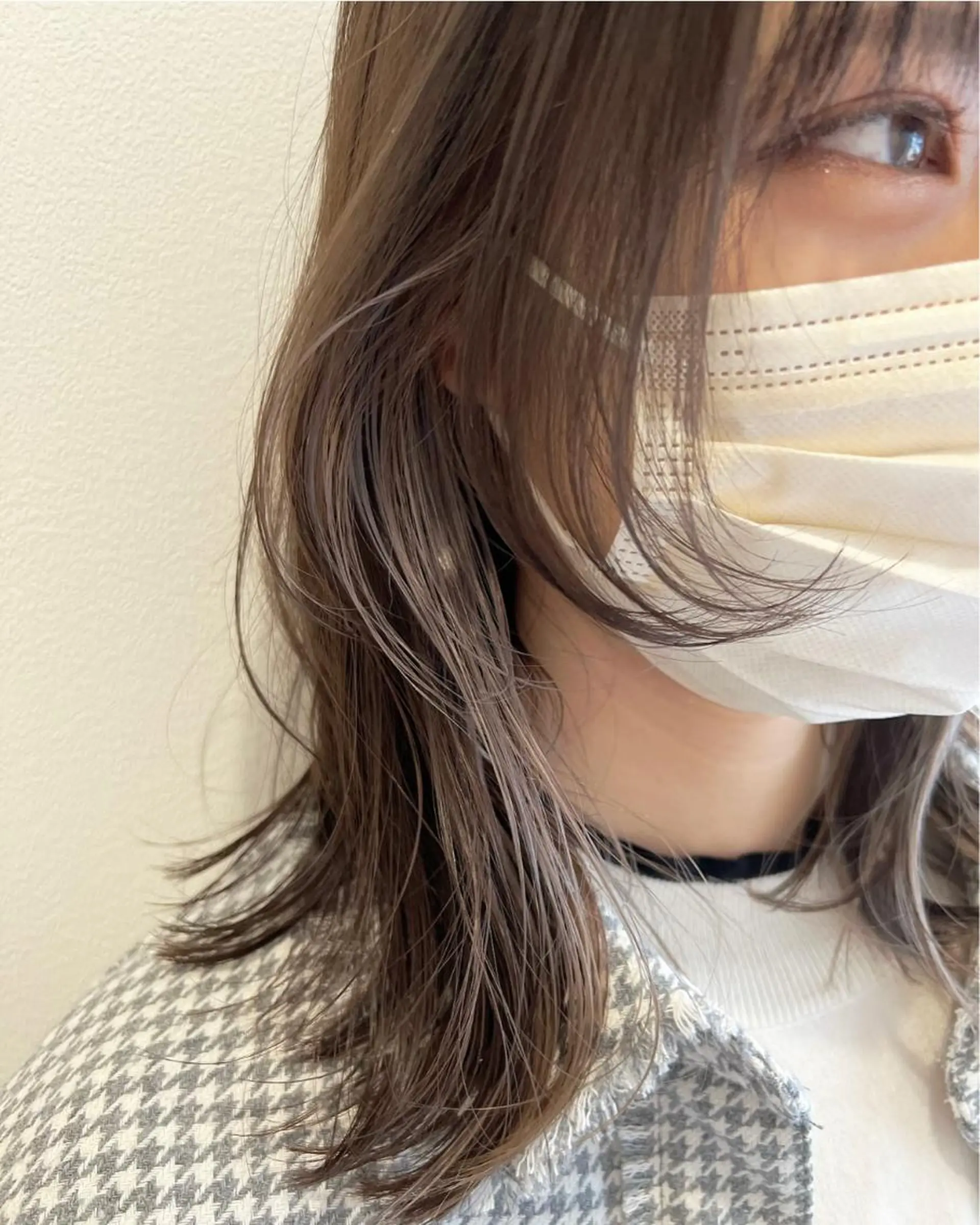 ミディアム カラー ダブルカラー イヤリングカラー インナーカラー 顔まわりレイヤー 韓国風ヘア カット MARU パーマ/レイヤーのヘアスタイル