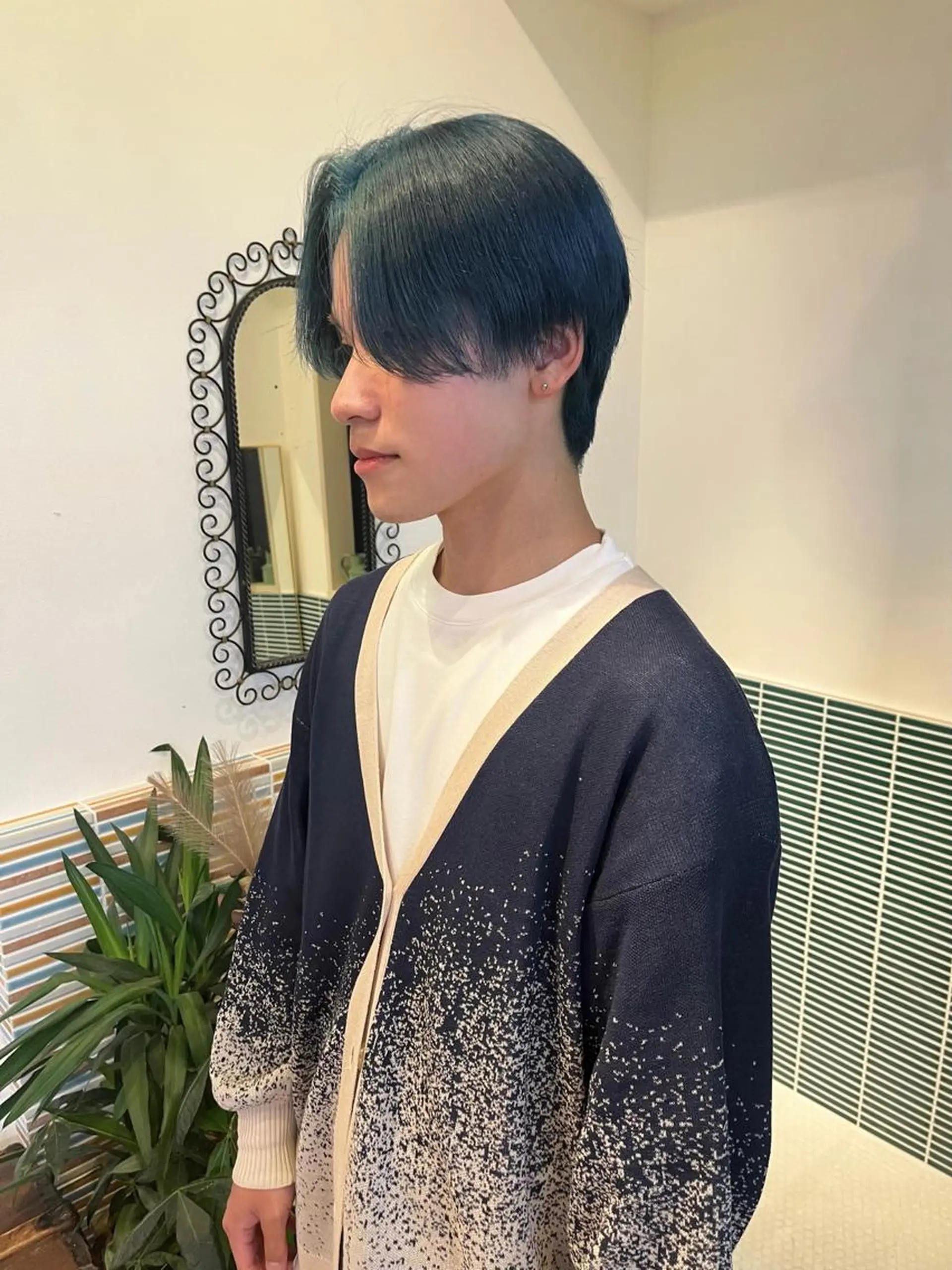 ショート カラー メンズ メンズブリーチ ブリーチ ヘアカラー トリートメント 🩷ハイトーン透明感 レイヤー🩷ユリカのヘアスタイル