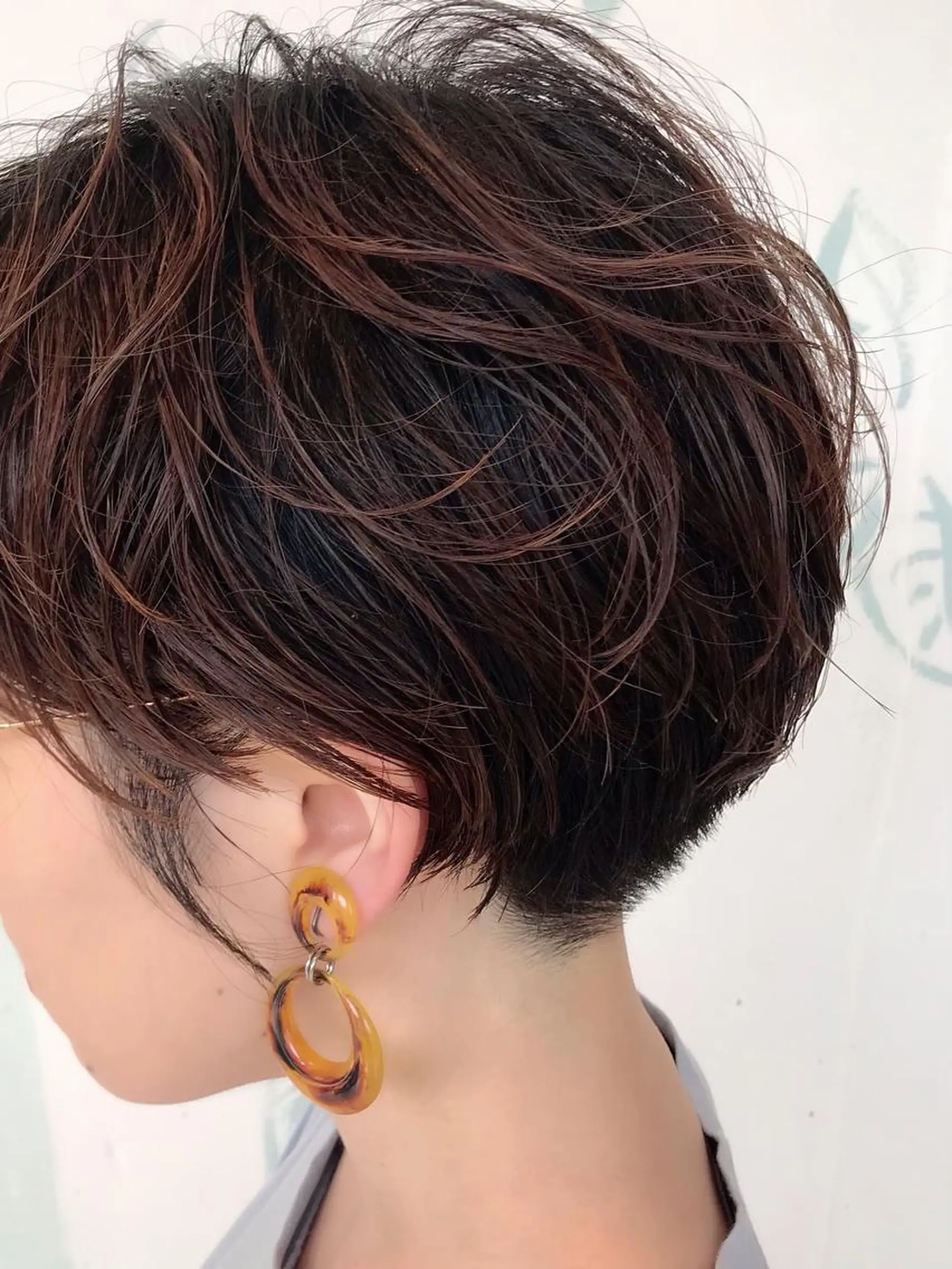 ショート カット ヘアカラー トリートメント トクイ シュンのヘアスタイル