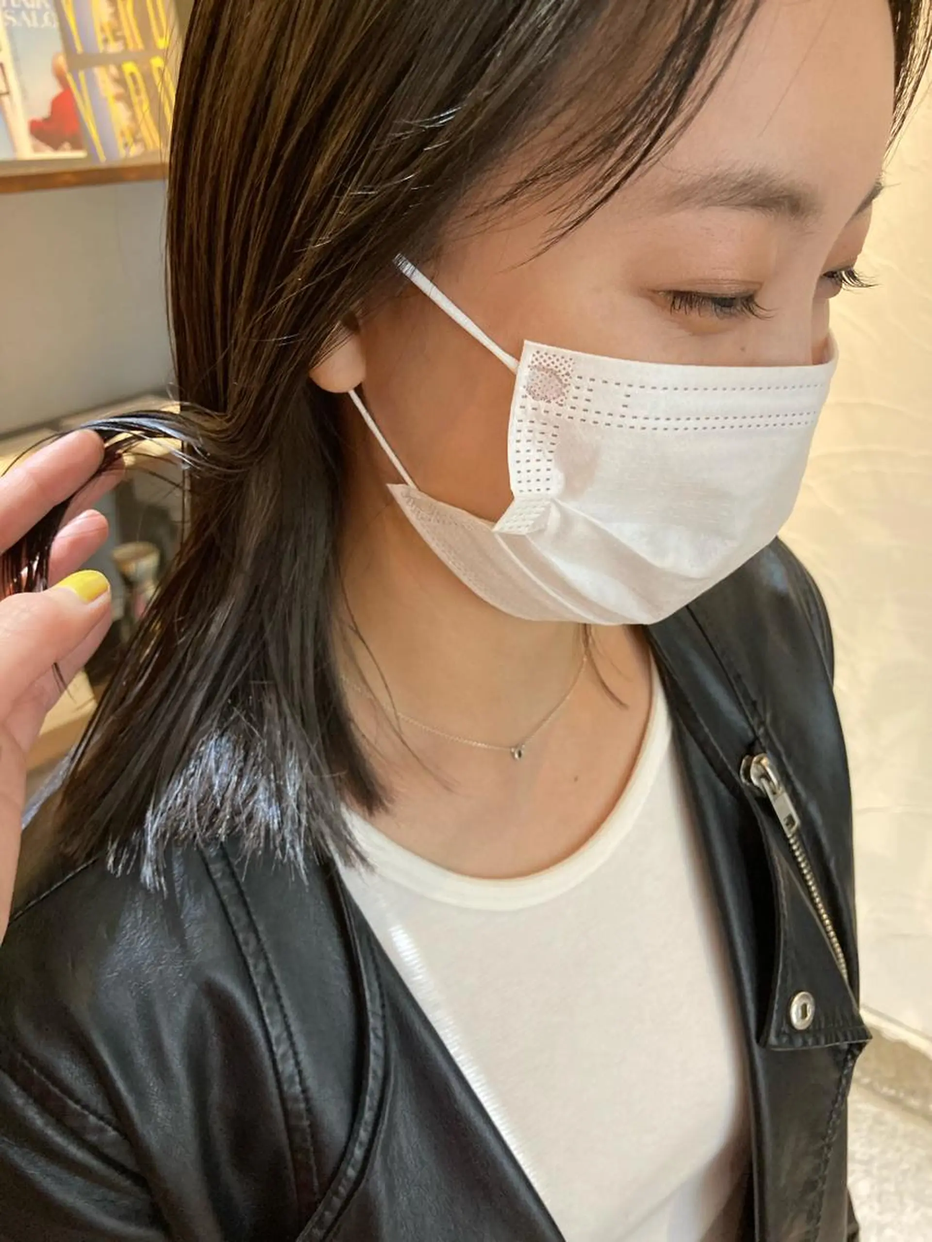 ミディアム 金田 夏野のヘアスタイル