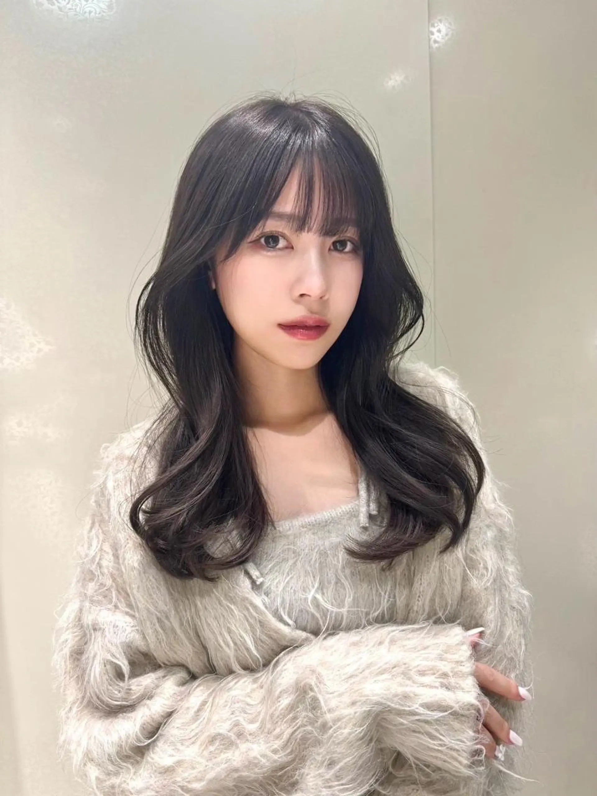 セミロング 勝又海音 まつげパーマ/カラーのヘアスタイル