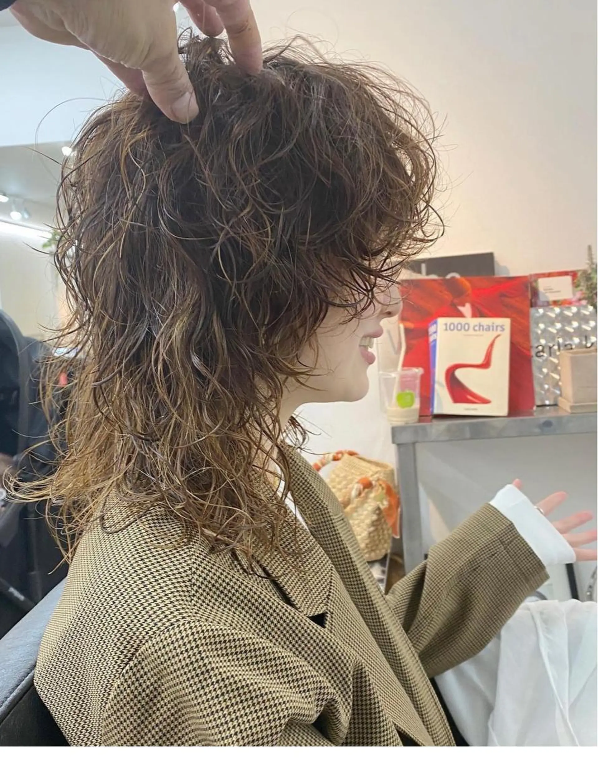 ミディアム パーマ ヘアアレンジ 髪質改善カラー&TR 縮毛矯正/弱酸性矯正のヘアスタイル