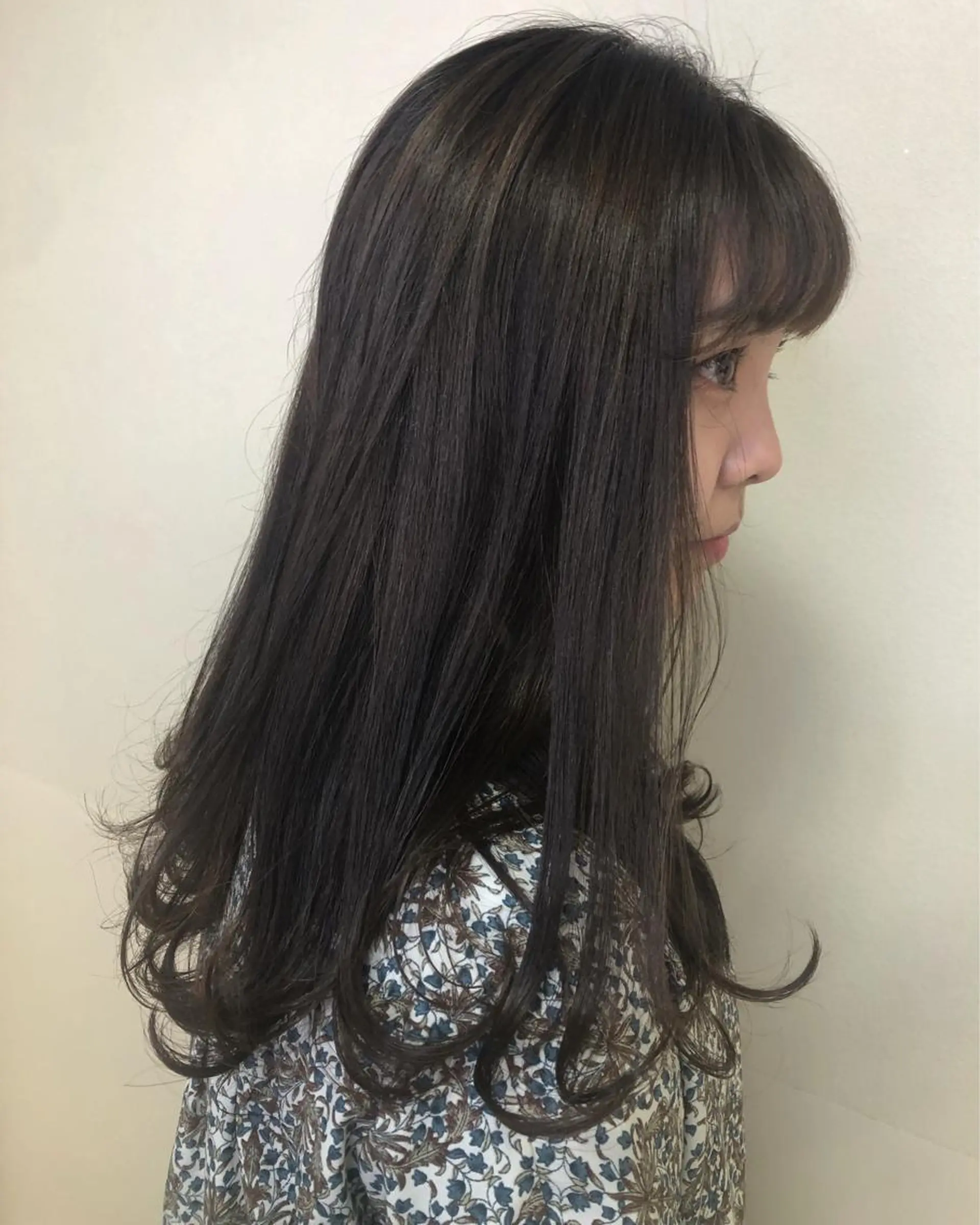 セミロング カラー ヘアアレンジ 透明感カラー ダークグレー ダークグレージュ グレージュ enurk店 🍋 M I K U  *のその他イメージ
