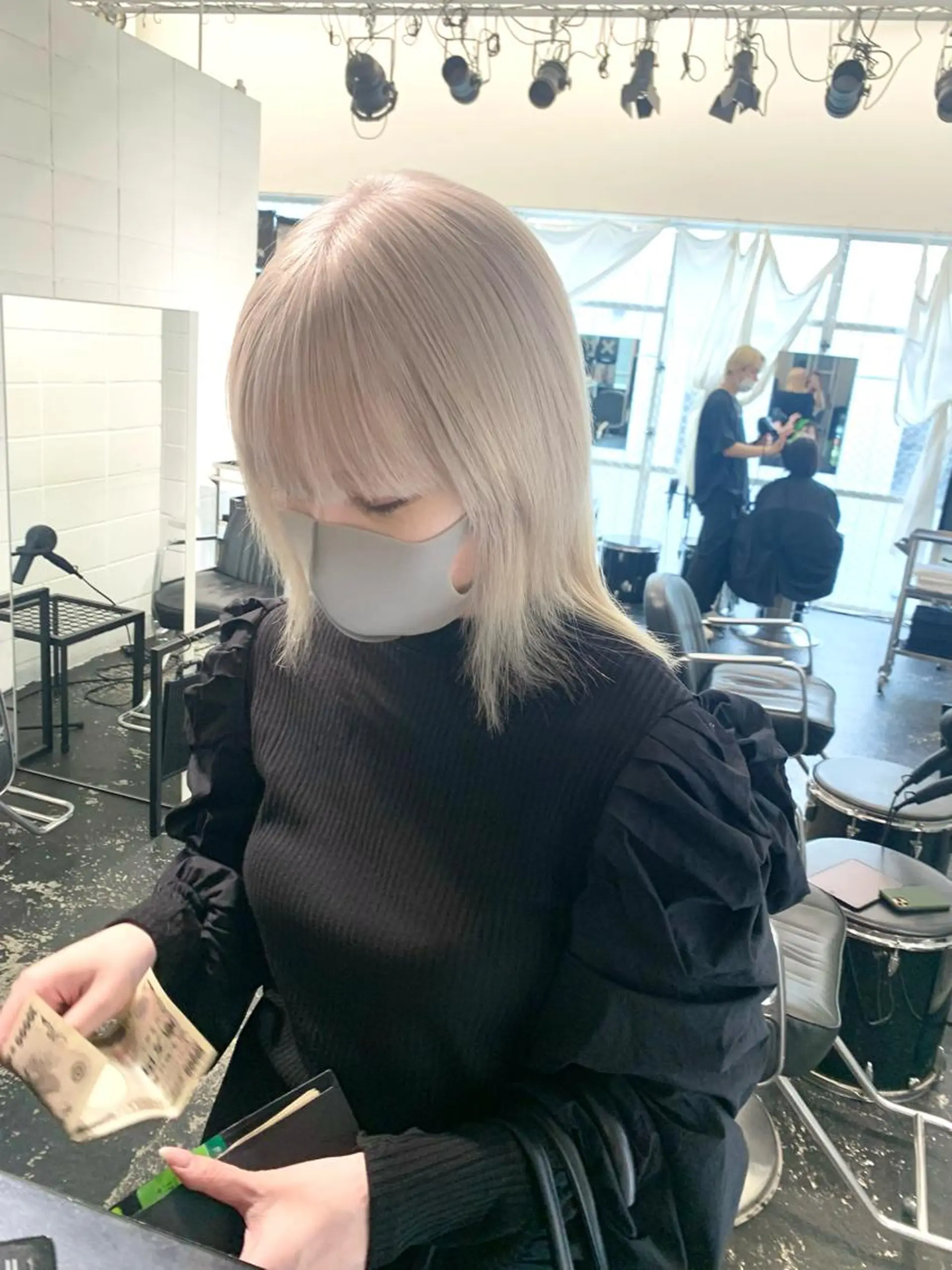 セミロング HARU//原宿🤍 リピート率NO.1のヘアスタイル