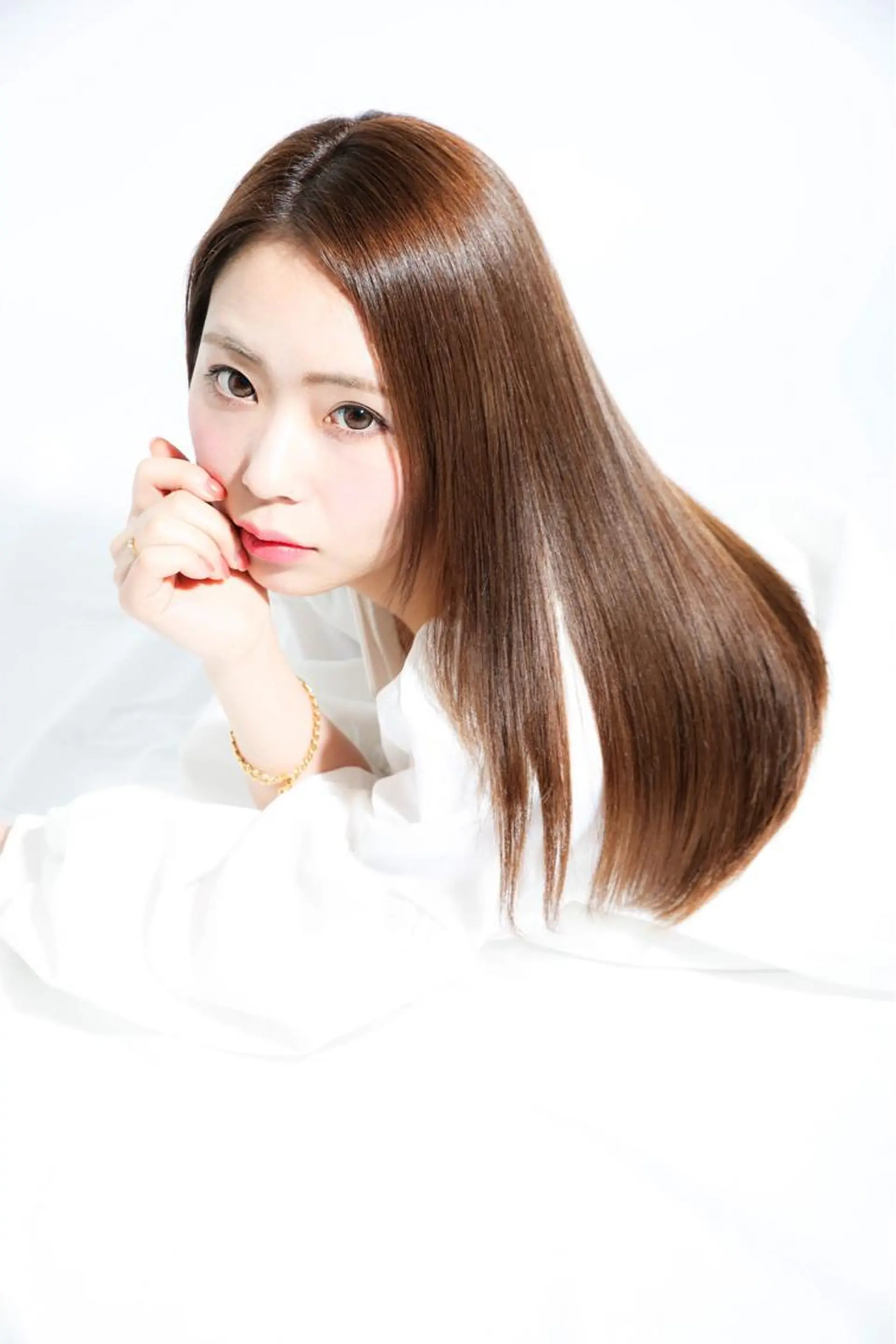 セミロング カット 縮毛矯正 ビビデ枚方店　店長 濵添　健太郎のヘアスタイル