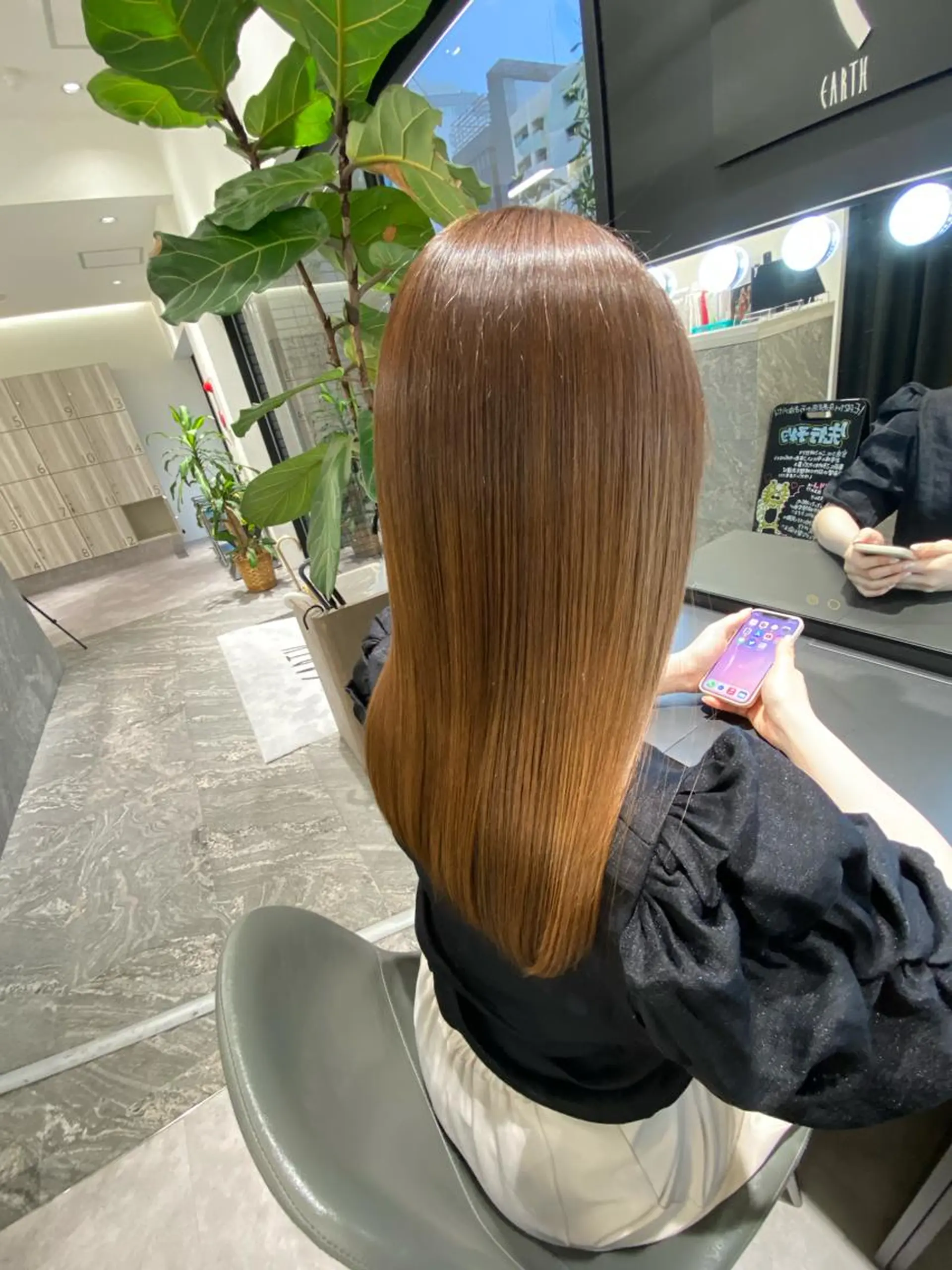 ロング ムトウセイマ/ 縮毛矯正/ブリーチのヘアスタイル