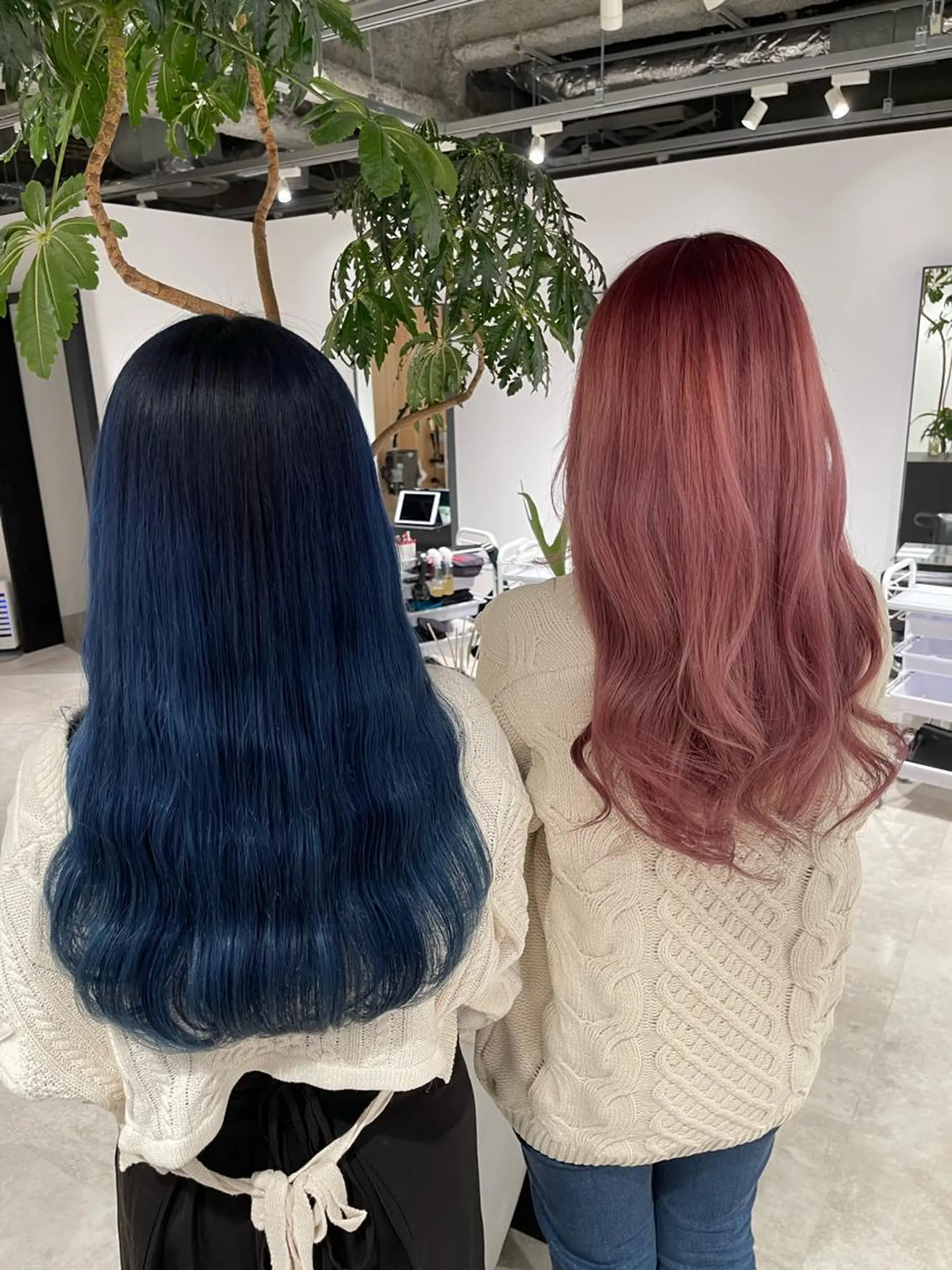 ロング カラー ブルーカラー ラベンダーカラー ネイビーカラー ピンクカラー ピンクラベンダー カット ヘアカラー トリートメント ✅髪質改善/縮毛矯正 /ヤマモト トキオ✅のヘアスタイル