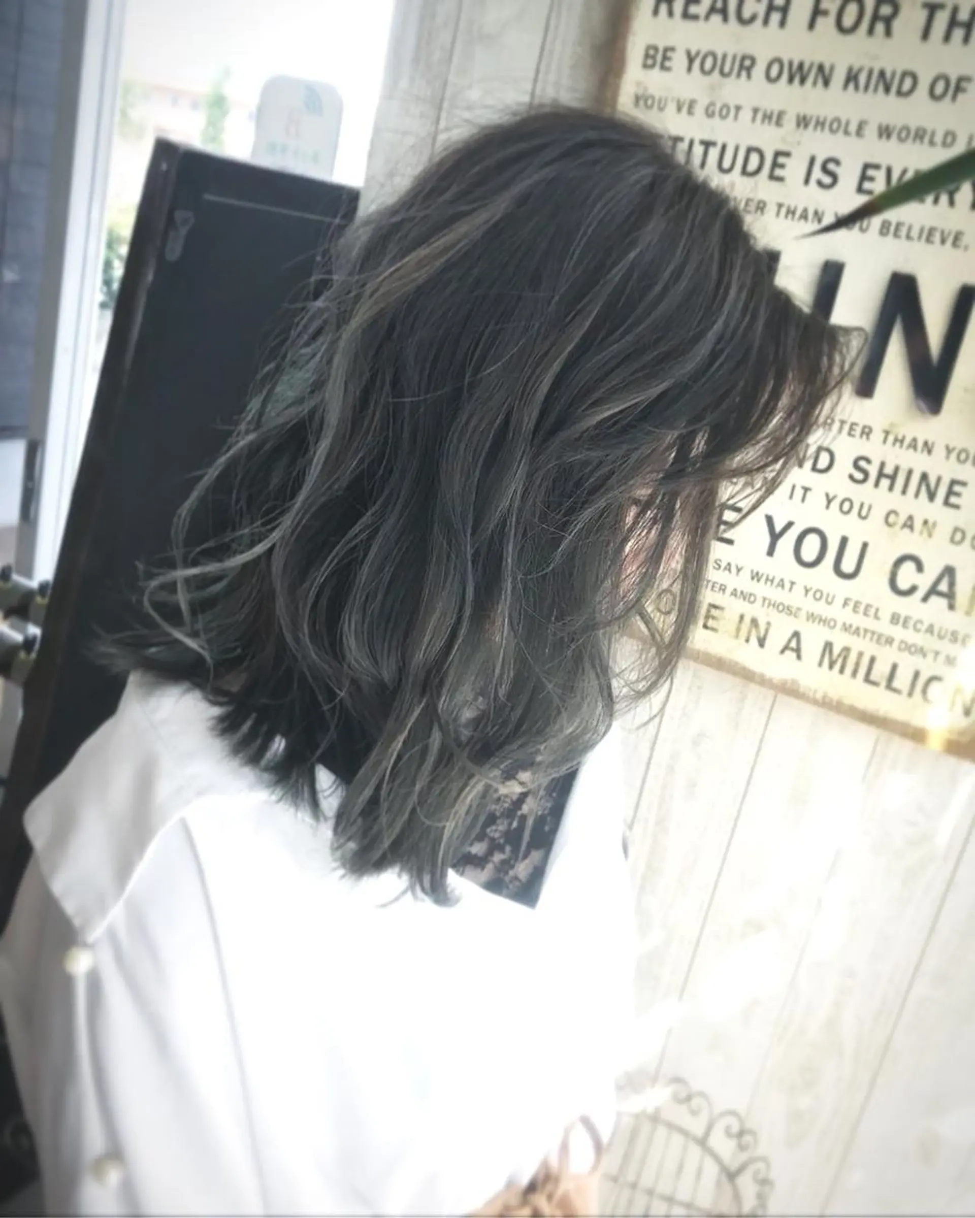 ミディアム カラー designer ITOのヘアスタイル