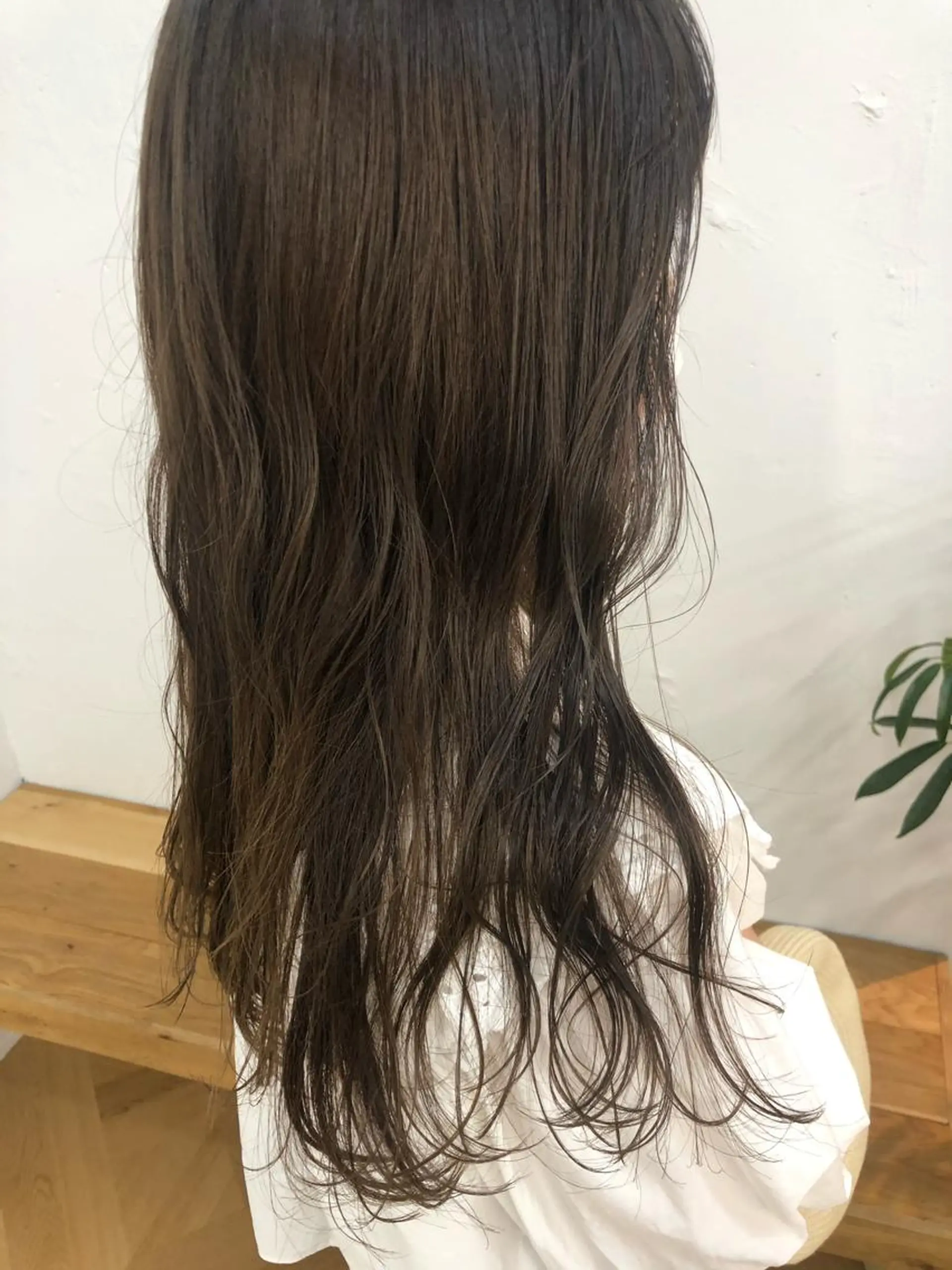 ロング カラー SALOWIN 立川所属・MAYU /ナチュラルヘア🌷のヘアスタイル