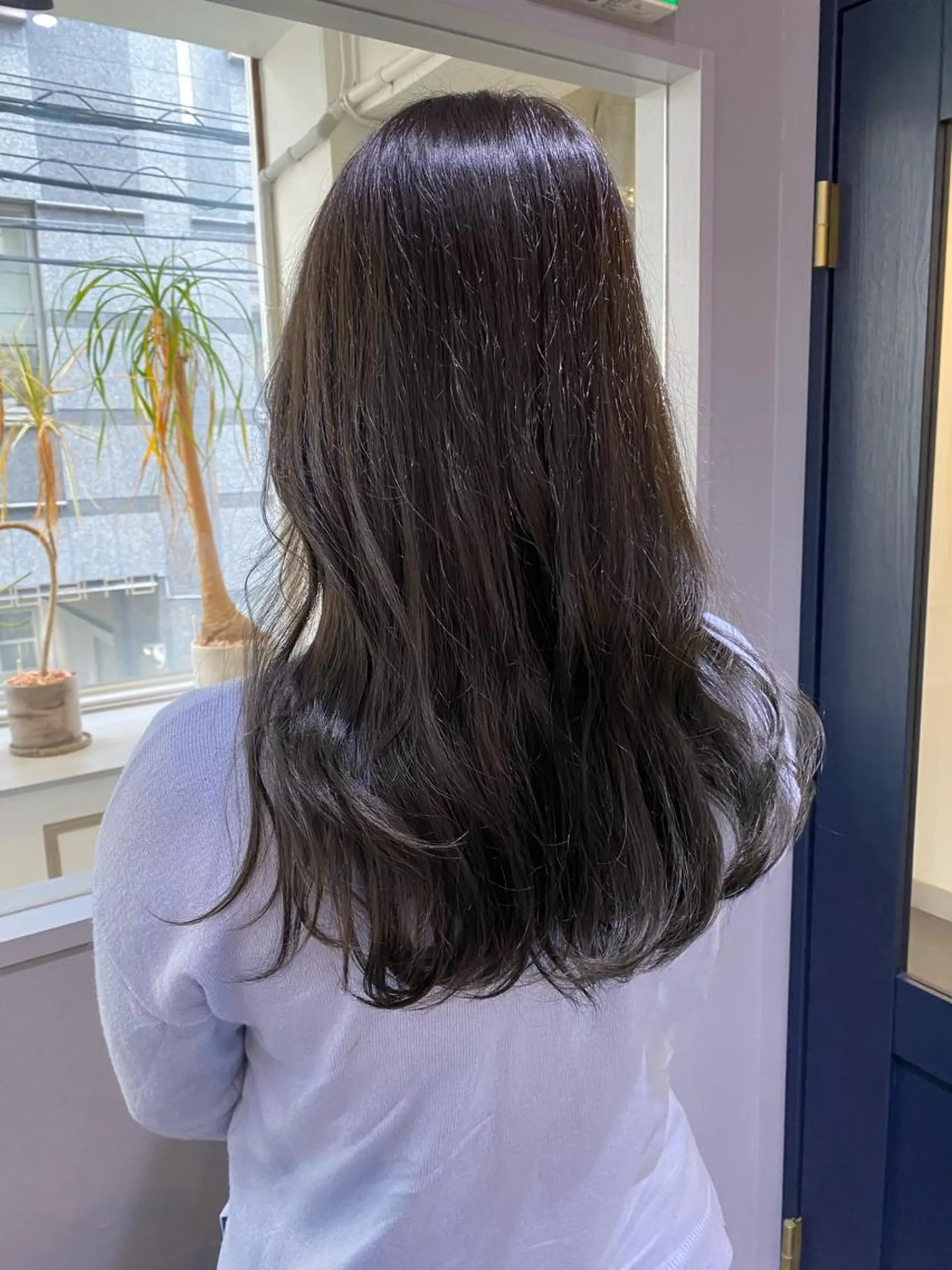 セミロング カラー きよはらちさき🍑 柔らかカラー🌱🫧のヘアスタイル
