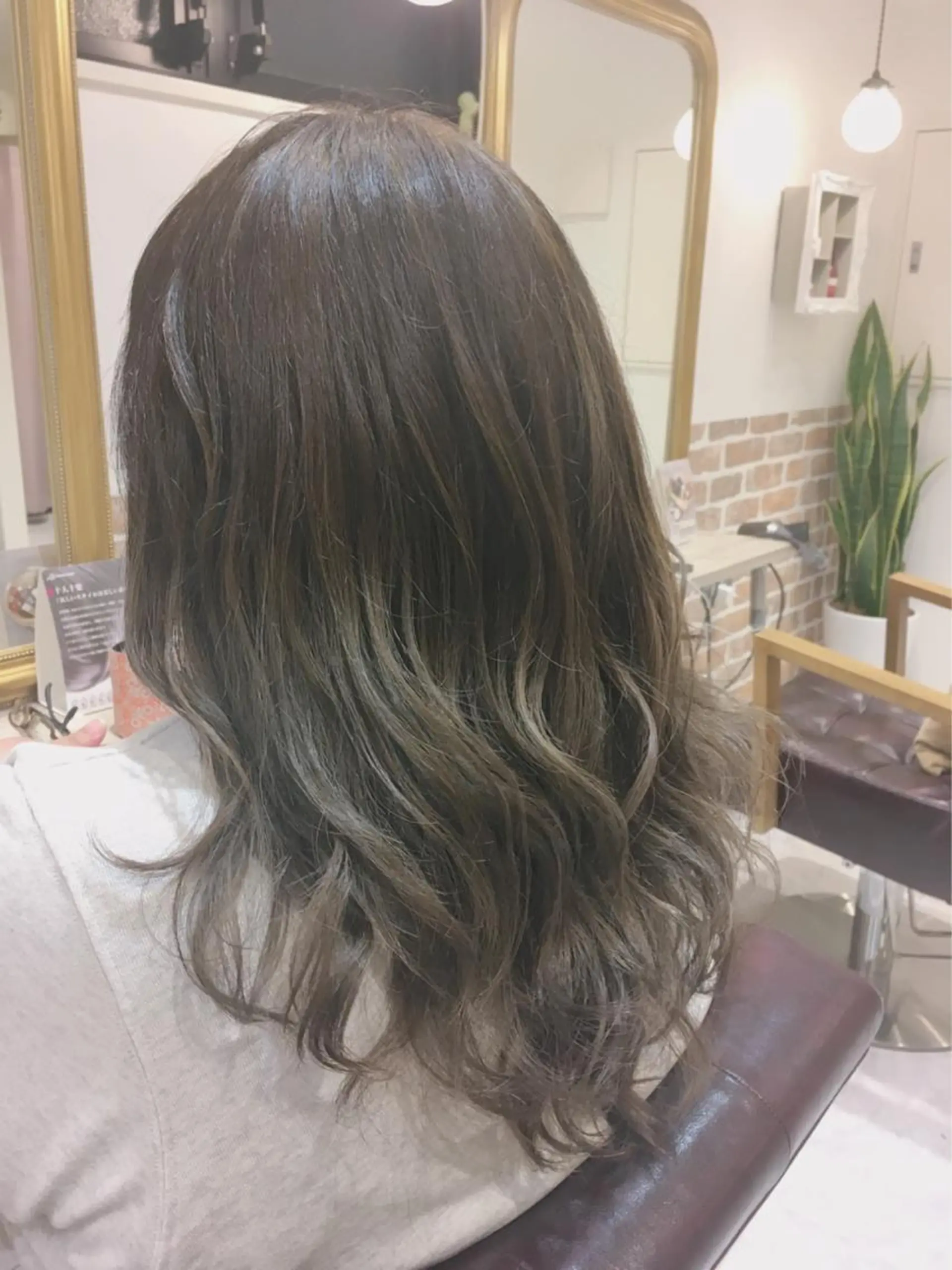 セミロング カラー ヘアカラー Riviera【リヴィエラ】西日暮里店所属・草薙 大のヘアスタイル