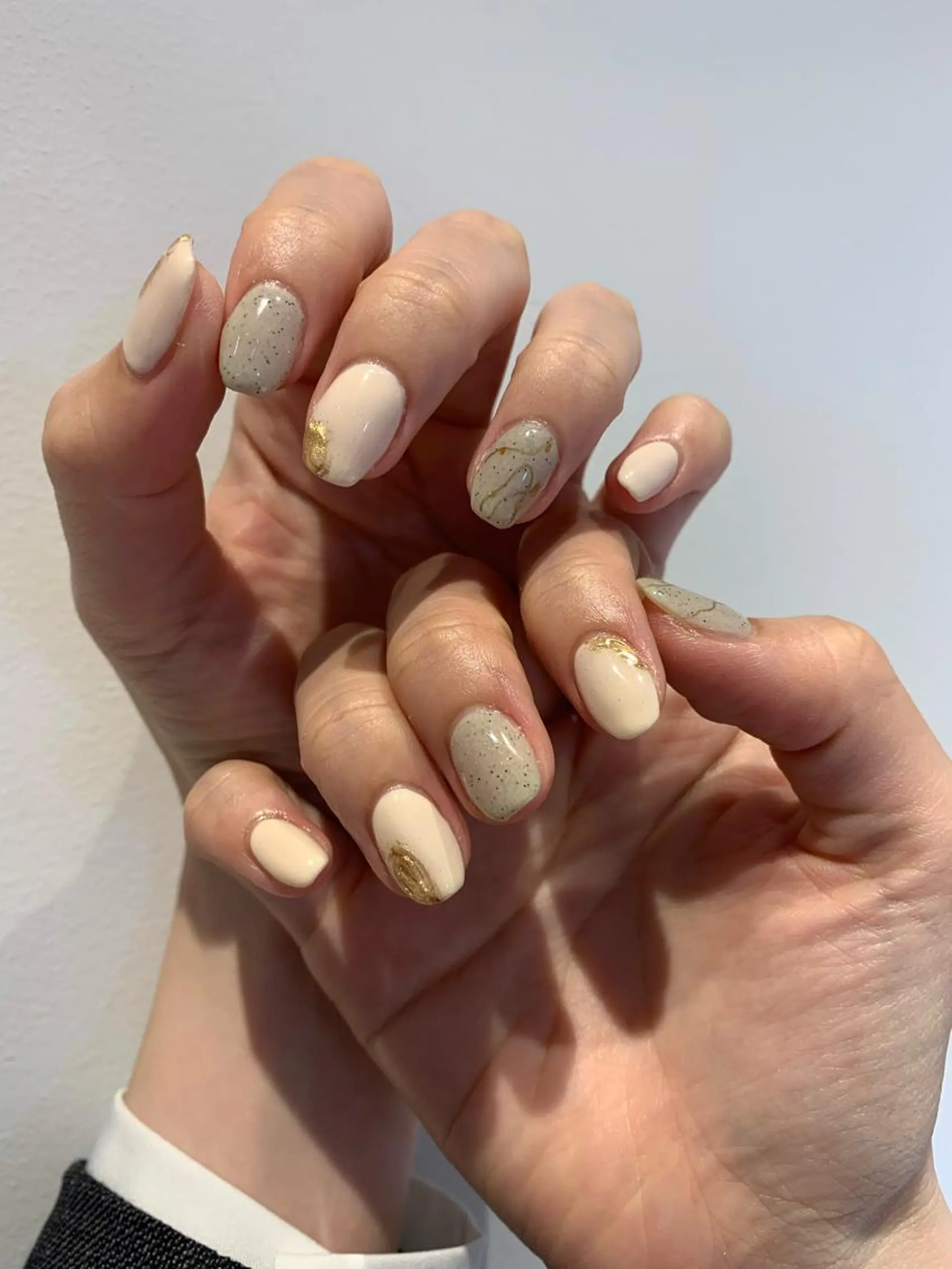 ネイル ニュアンスネイル マキノ ユイのネイルデザイン