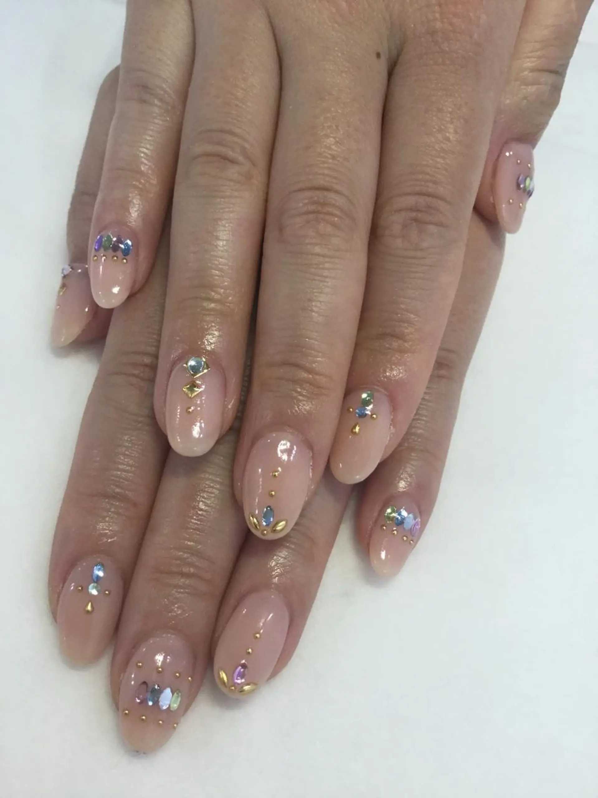 ネイル ハンドネイル 💎🐰 saki. m 🐰💎のネイルデザイン