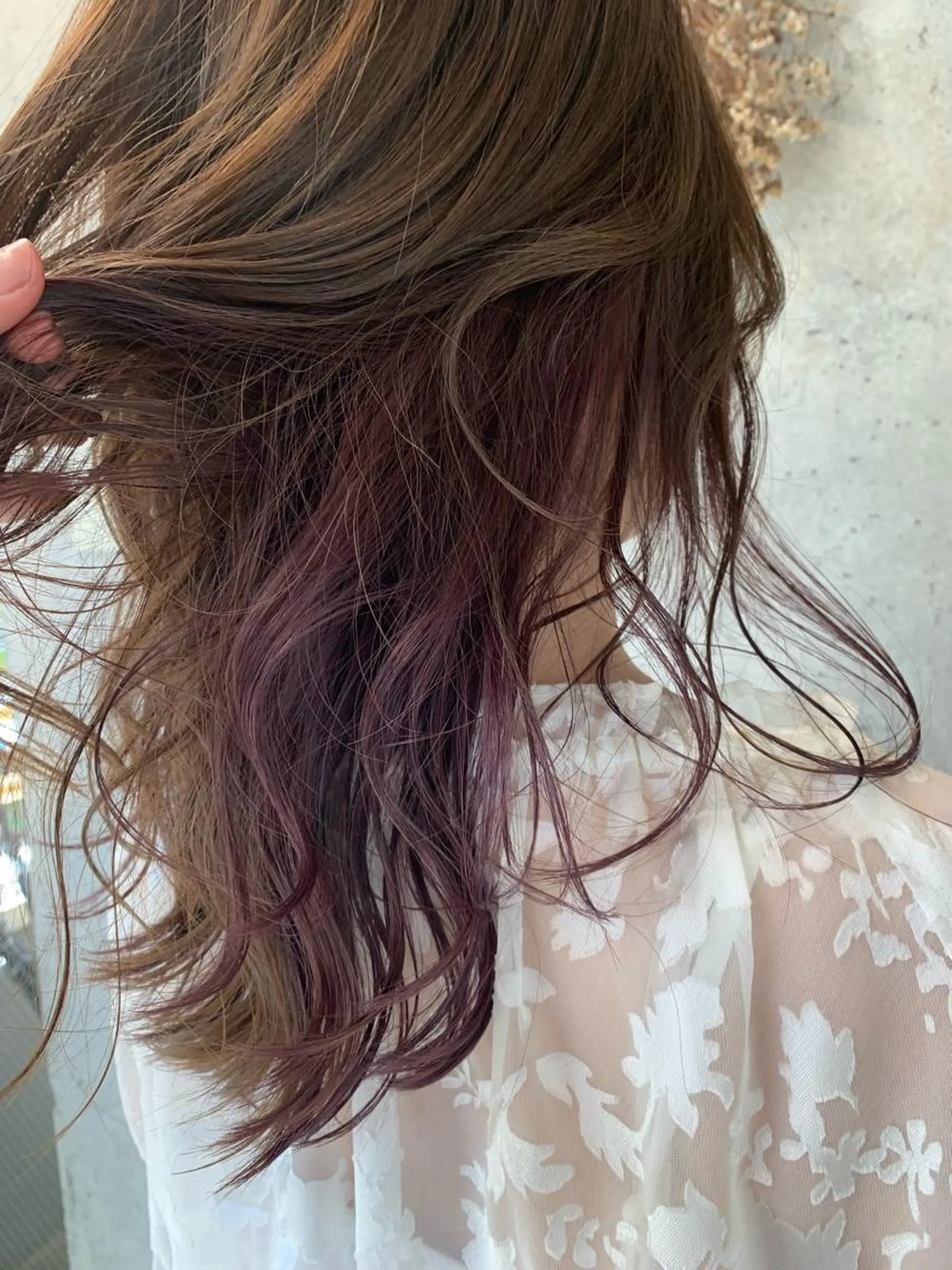 ロング カラー バイオレットカラー にった みずきのヘアスタイル