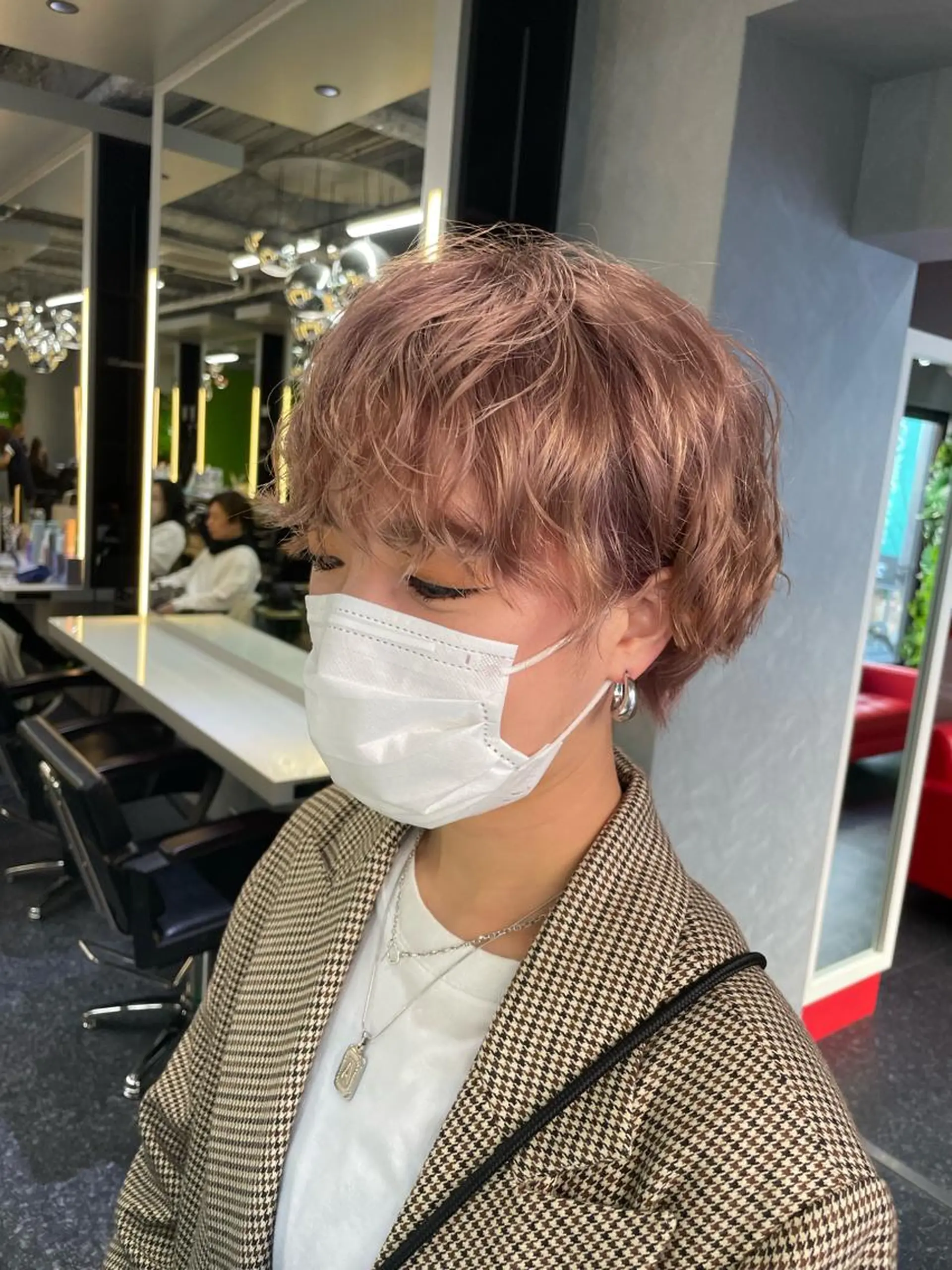 ショート ショートヘア ヘアカラー トリートメント 韓国ヘア🇰🇷 FUMINAのヘアスタイル