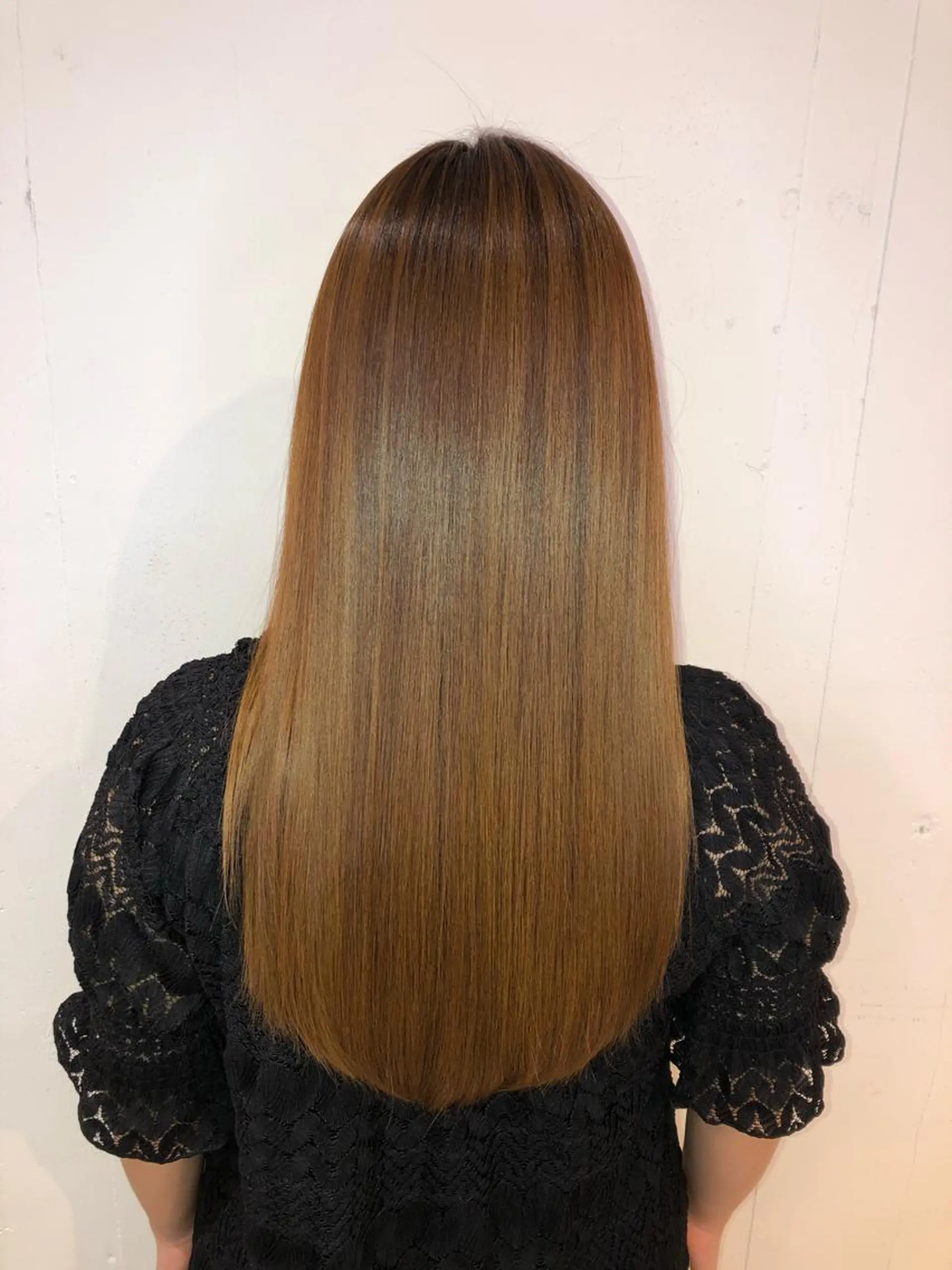 ロング トリートメント ❄️冬の透け感カ ラー❄️HIDEKAのヘアスタイル