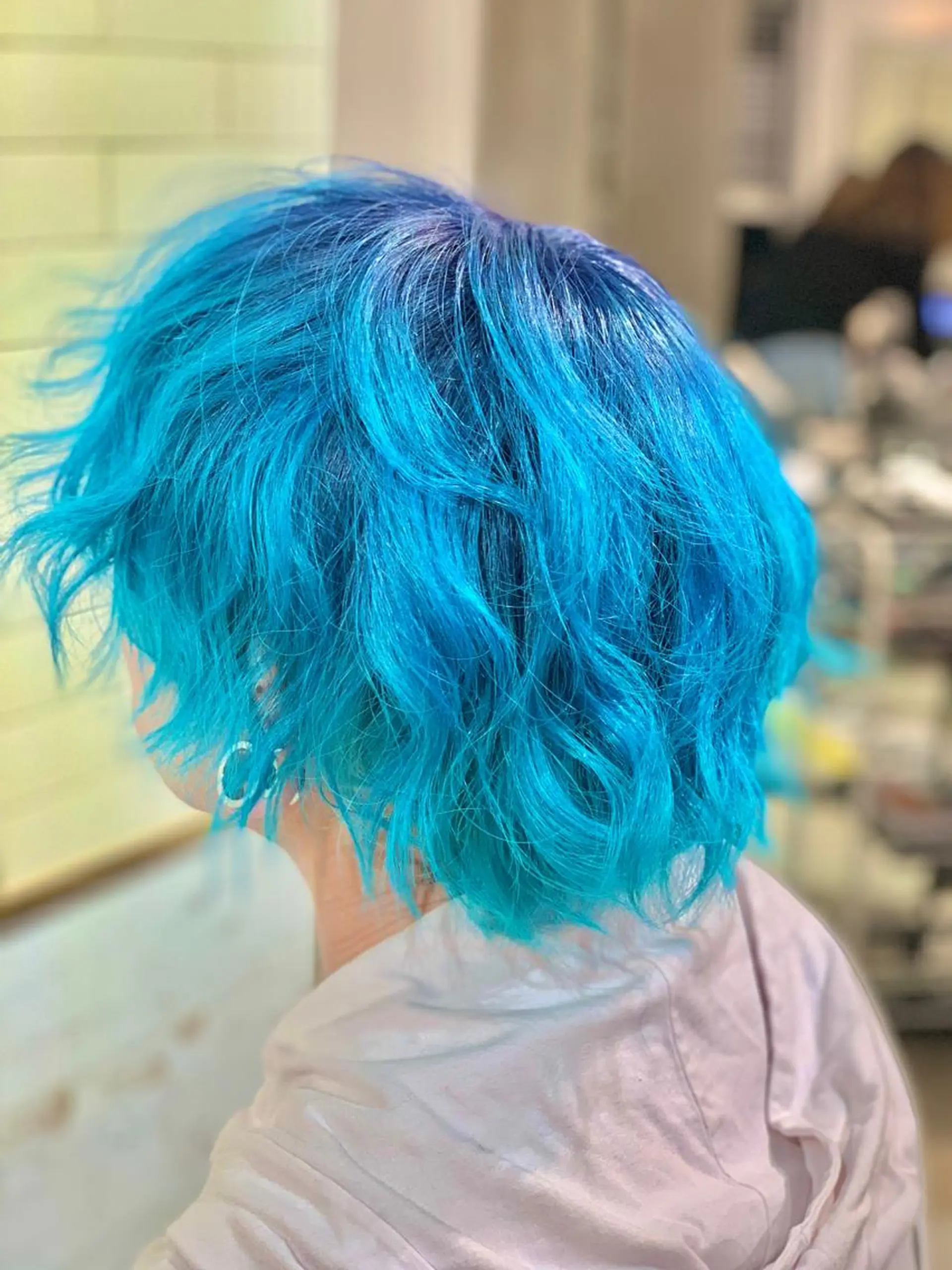 ミディアム カラー ヘアアレンジ メンズ メンズブリーチ アクアカラー ブリーチ ブルーカラー ケアブリーチ ヘアカラー トリートメント 髪質改善×ハイトーン 中田啄也のヘアスタイル