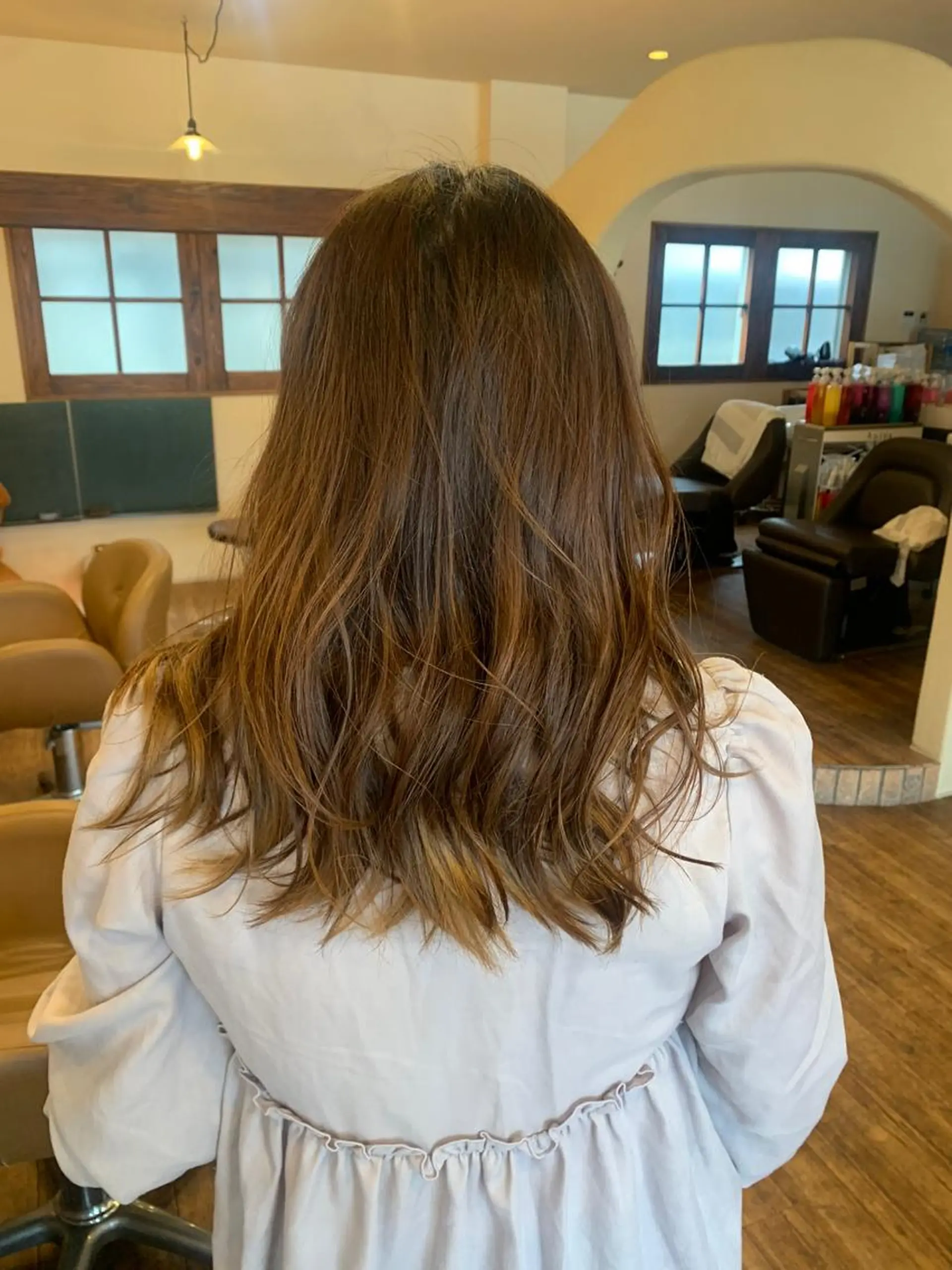 ロング カラー 鈴木 未歩のヘアスタイル