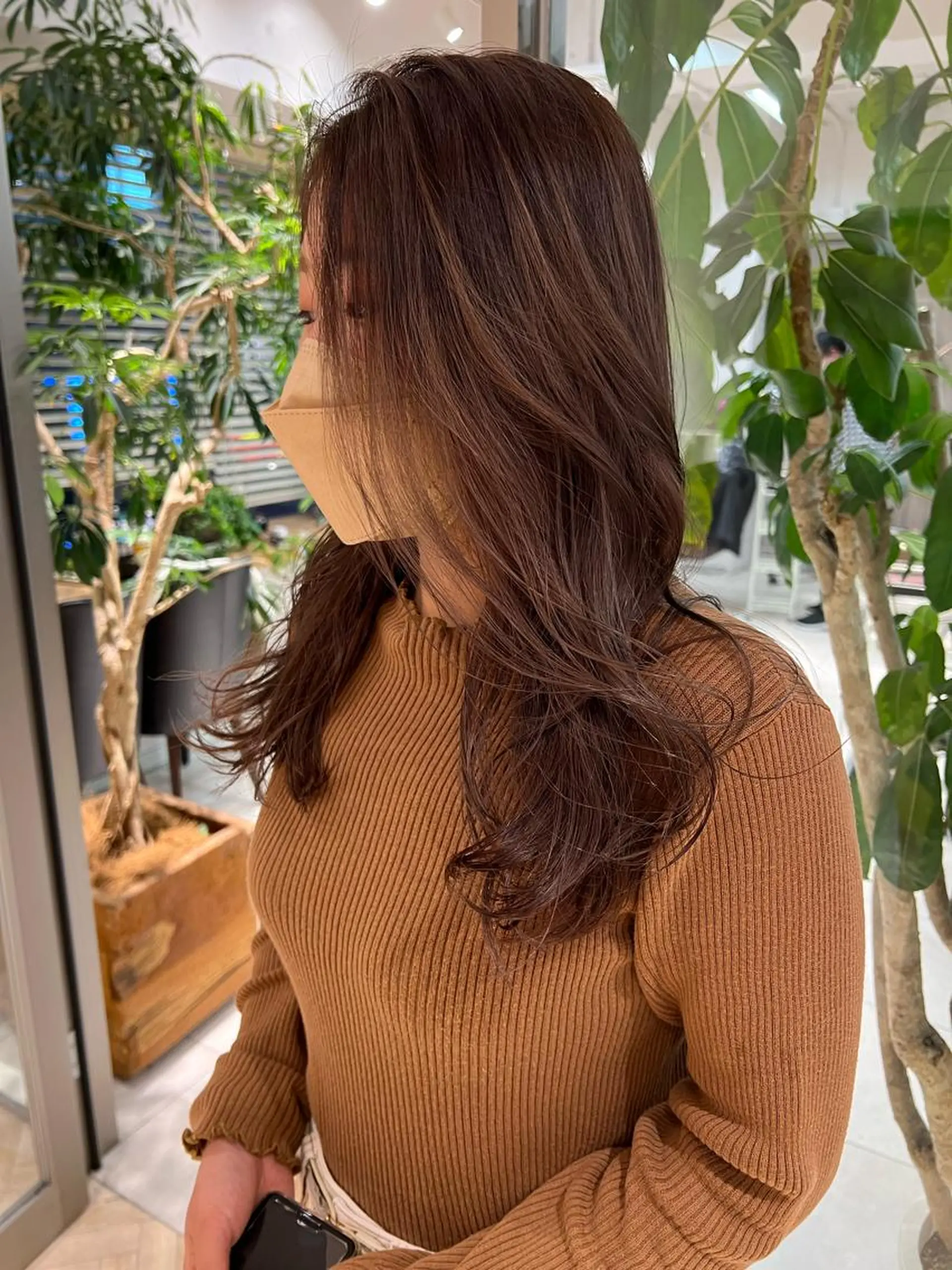 ロング ヘアカラー 韓国ヘア🇰🇷/ レイヤーカット✂︎のヘアスタイル