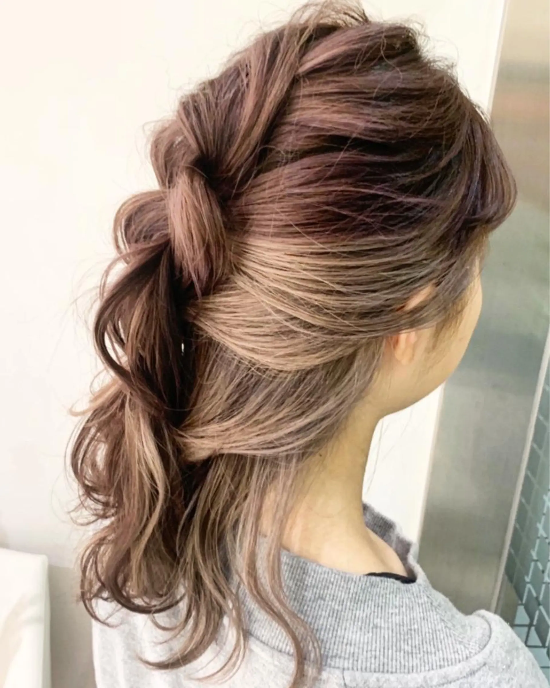 セミロング カラー インナーカラー カット ヘアカラー N° jillva ♦️川端裕司♦️のヘアスタイル