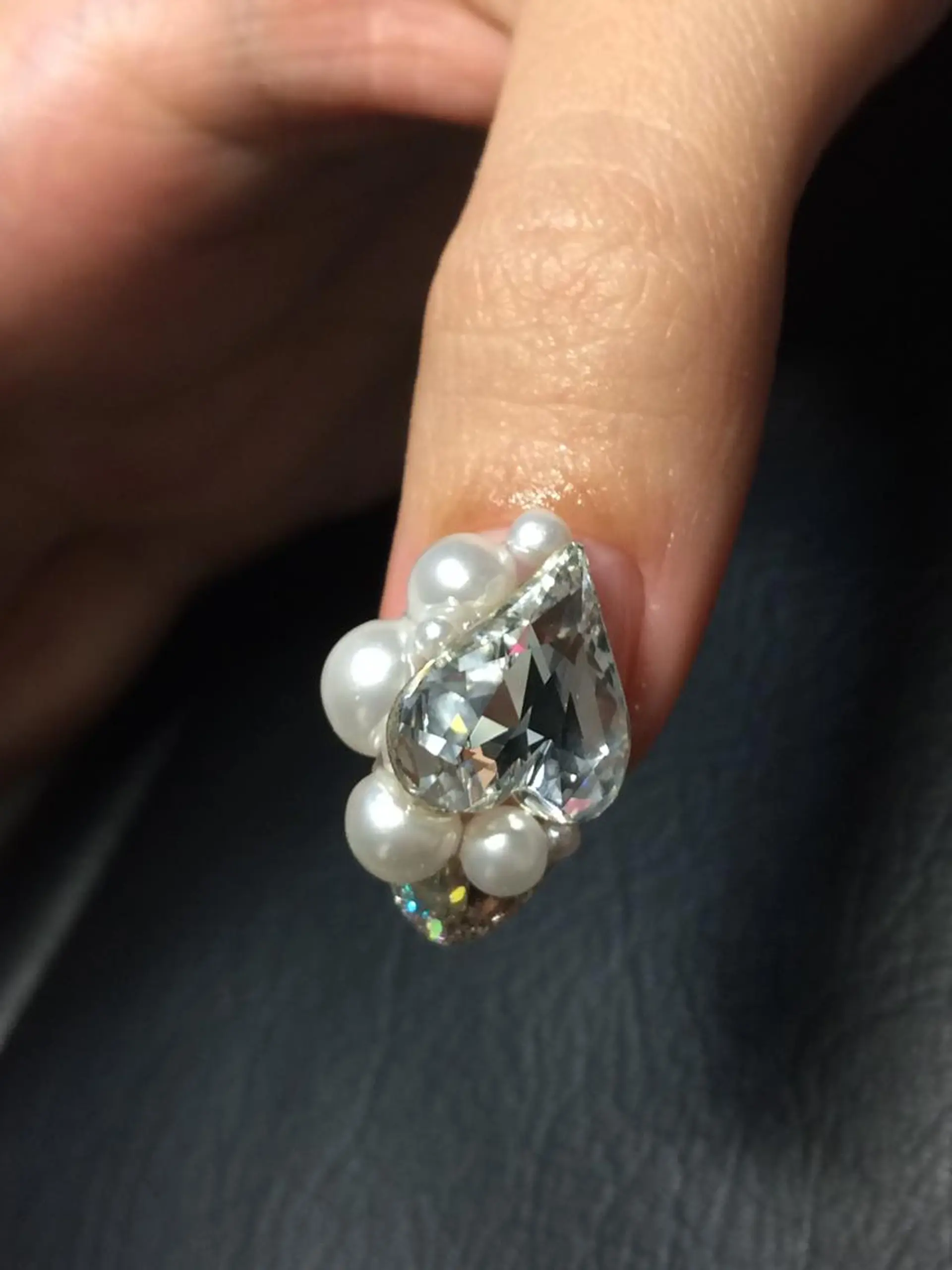 ネイル ストーンネイル nail salon 7☺︎2のネイルデザイン