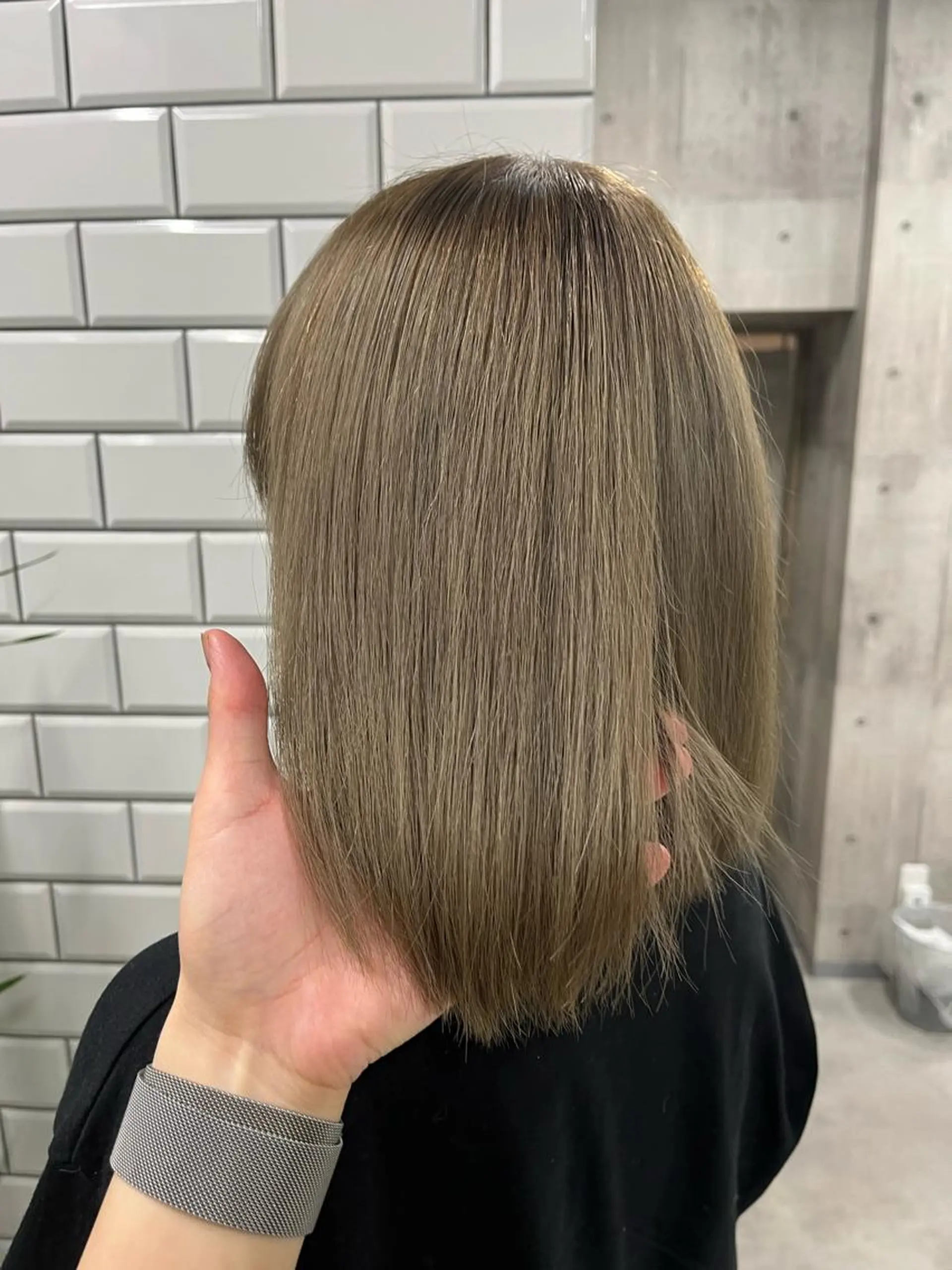 ショート カラー カット ヘアカラー トリートメント ヘアセット newi赤羽 HINATAのヘアスタイル