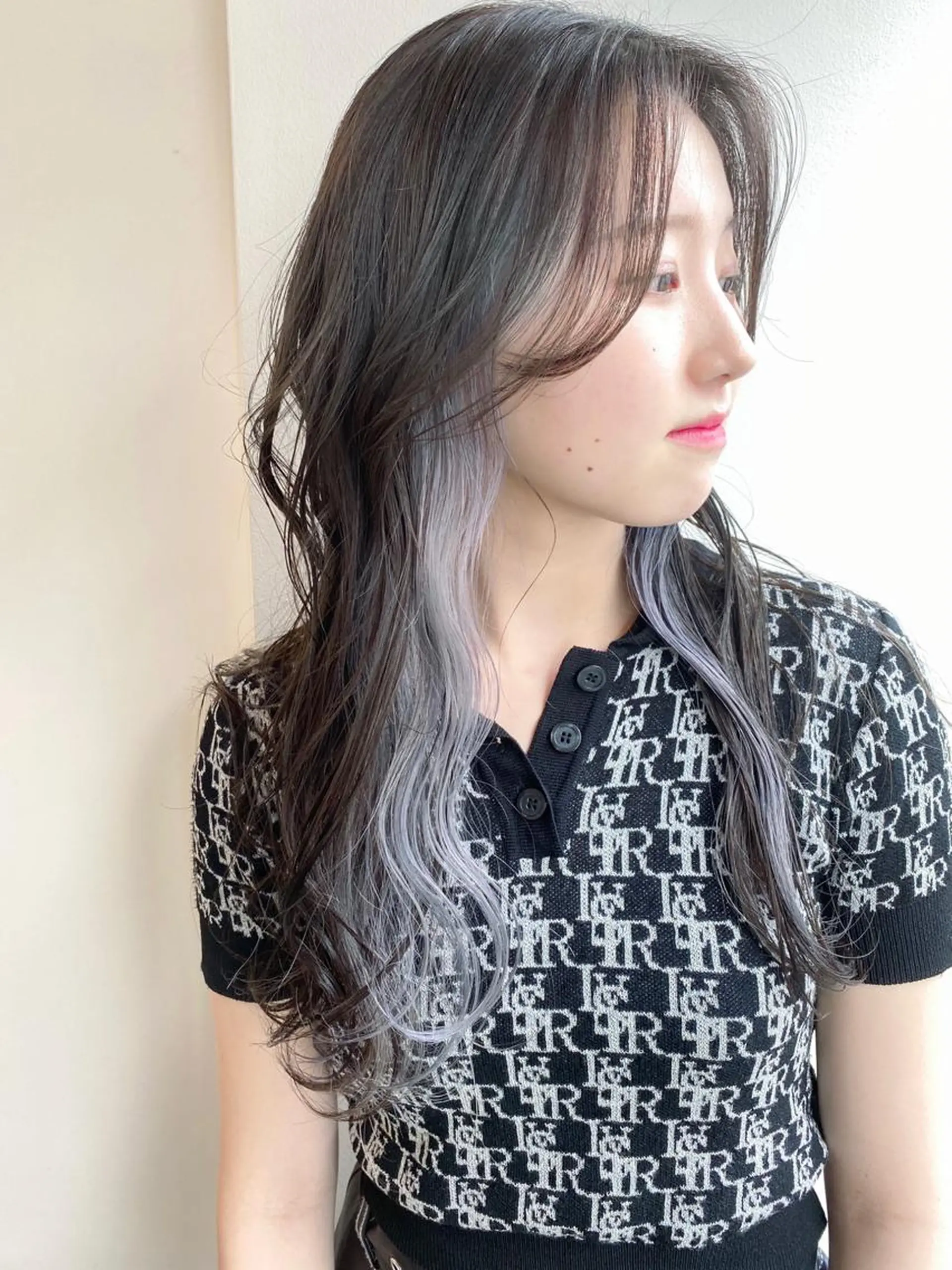 セミロング カラー イヤリングカラー ヘアカラー トリートメント レイヤーカット/ 火ノ見🪡のヘアスタイル