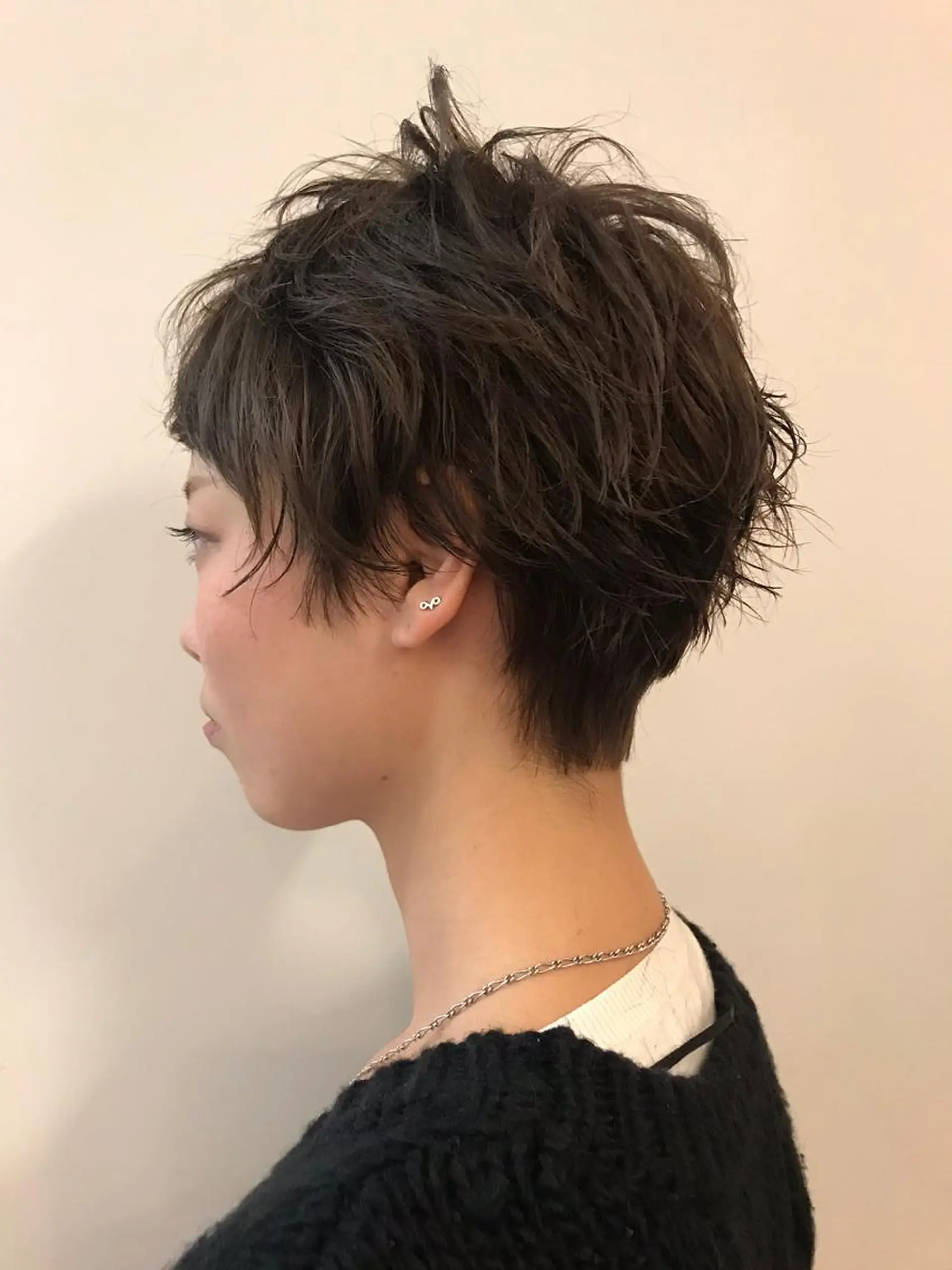 ショート カラー パーマ 坪内 麻里子のヘアスタイル
