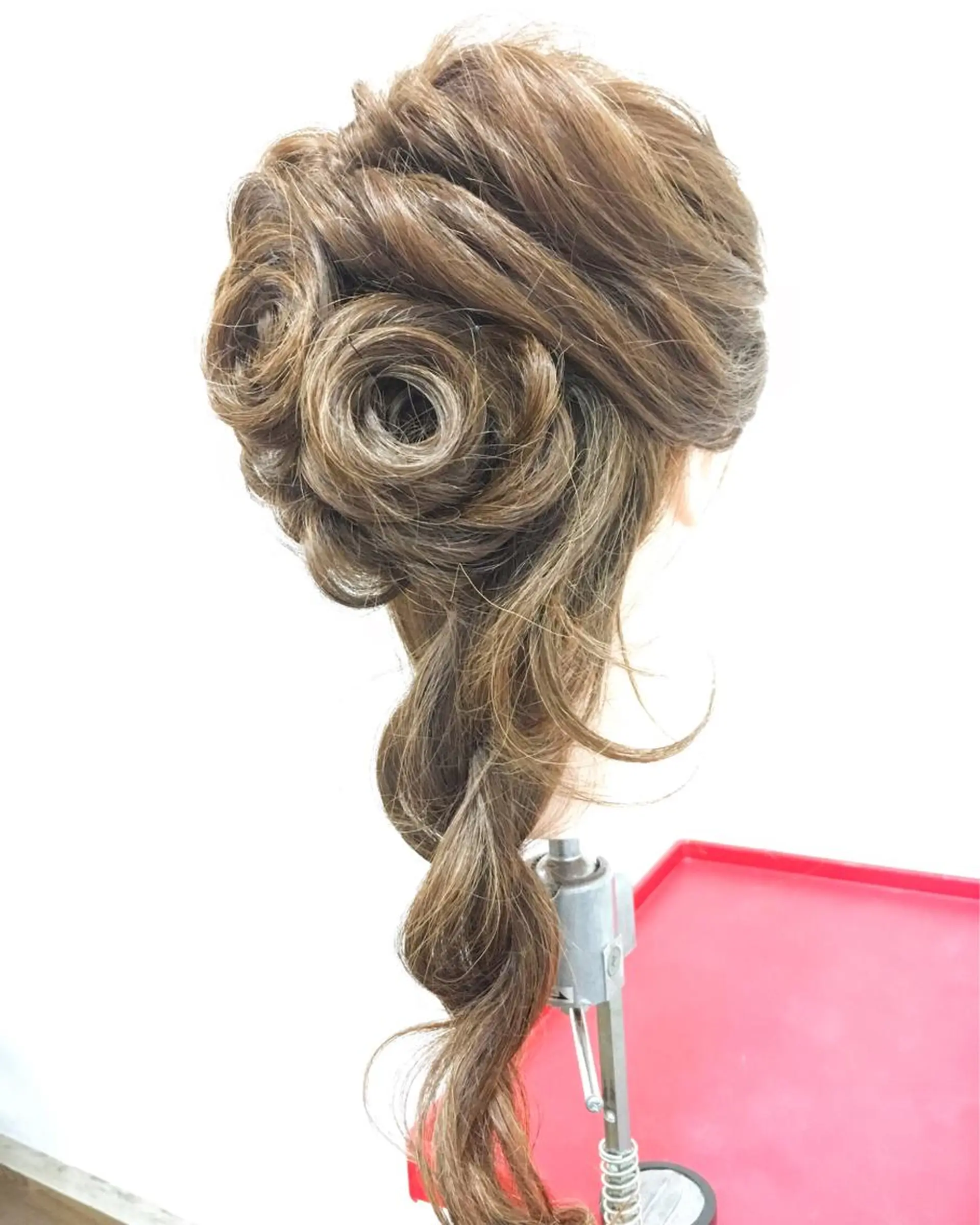 ロング ヘアアレンジ GLAD 萩原のヘアスタイル