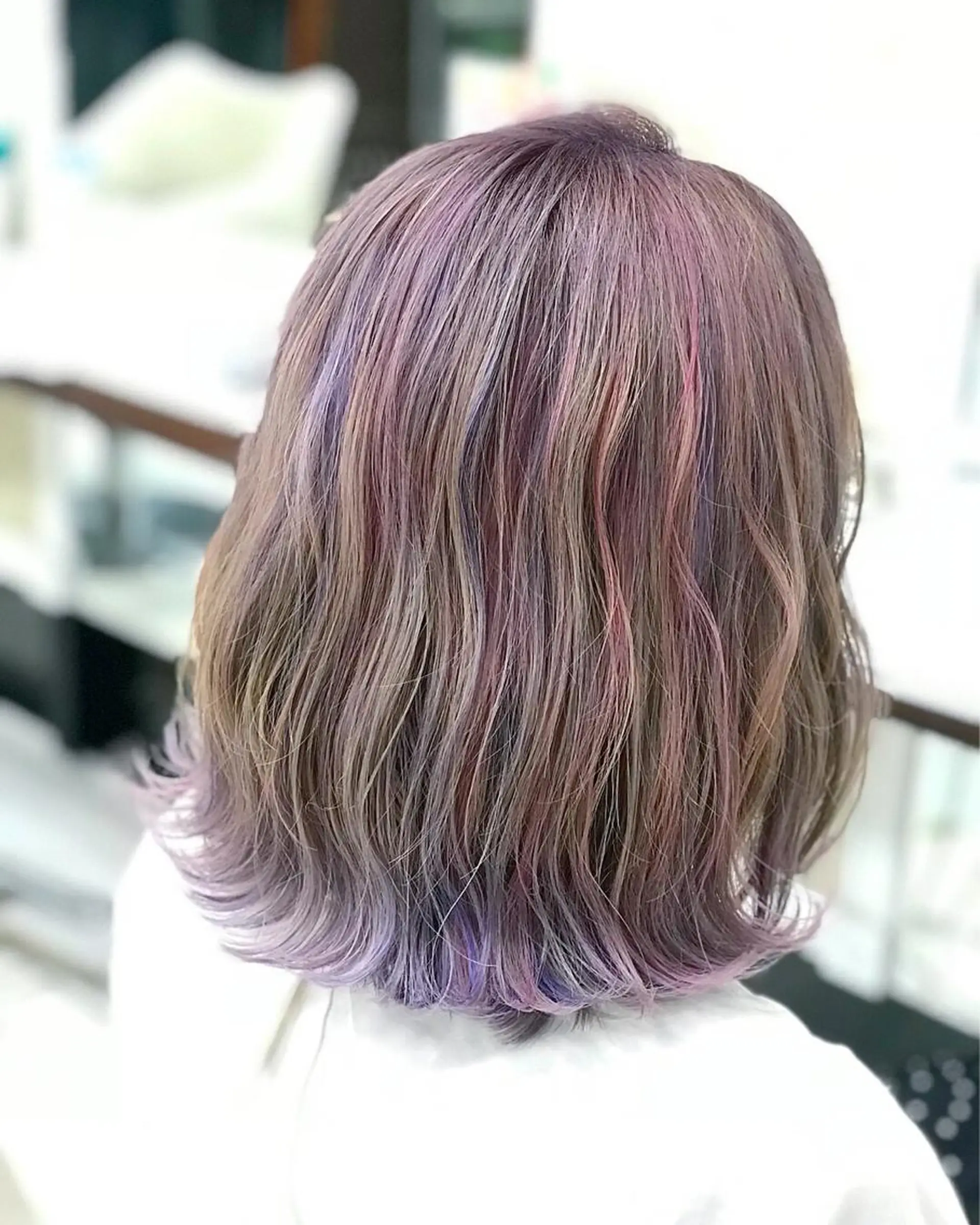 セミロング カラー ピンクカラー ユニコーンカラー 髪質改善×METEO 店長 貞松直也のヘアスタイル