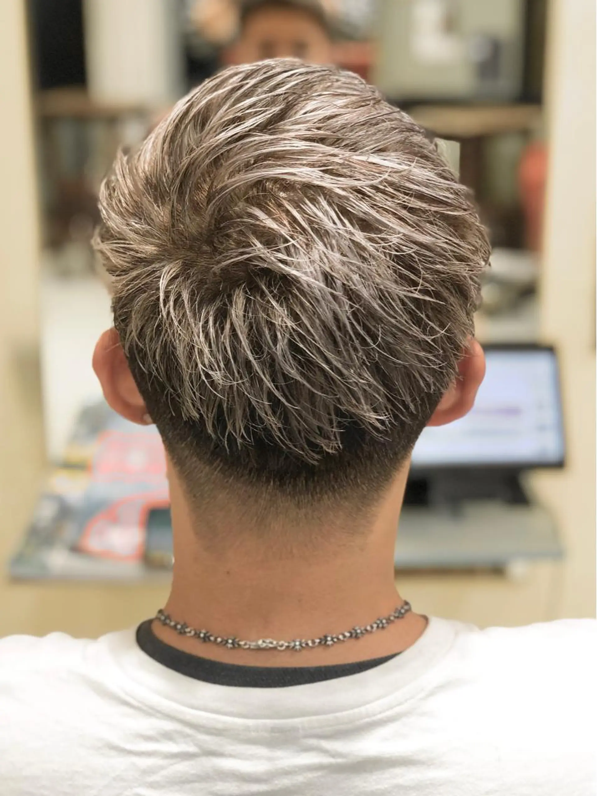 ショート カラー メンズ 井上 武輝のヘアスタイル