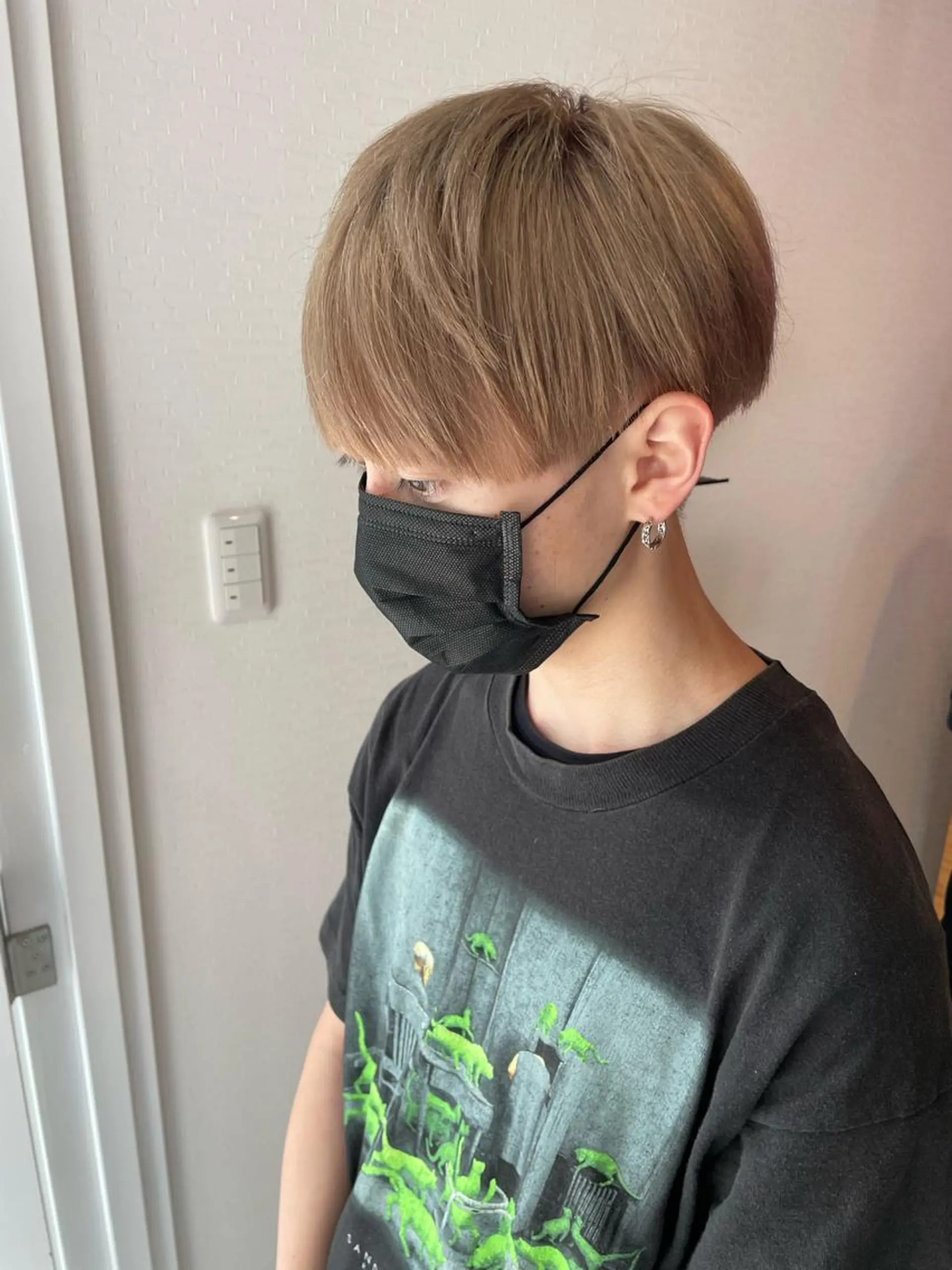 ショート ヘアカラー Ammi hair所属・YUI/ ブリーチカラー🌷のヘアスタイル