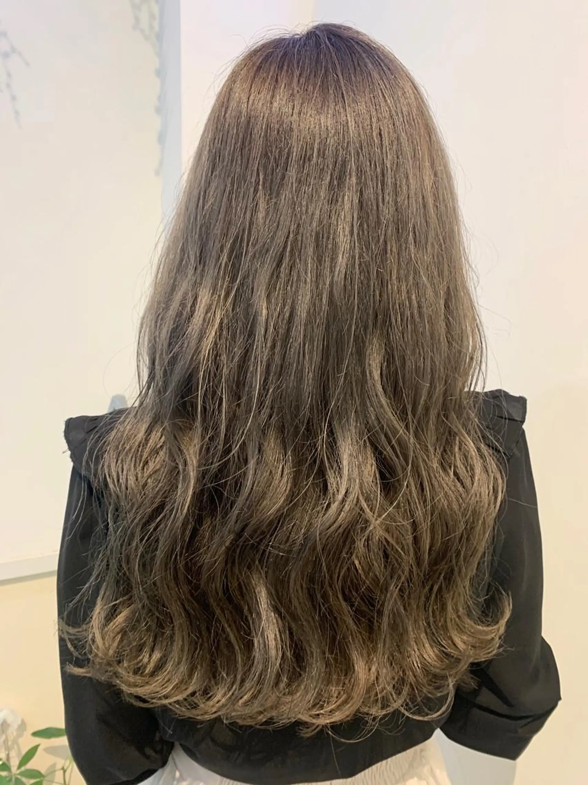 ロング カラー 極艶透明感カラー🐰 髪質改善/出雲つぐみのヘアスタイル