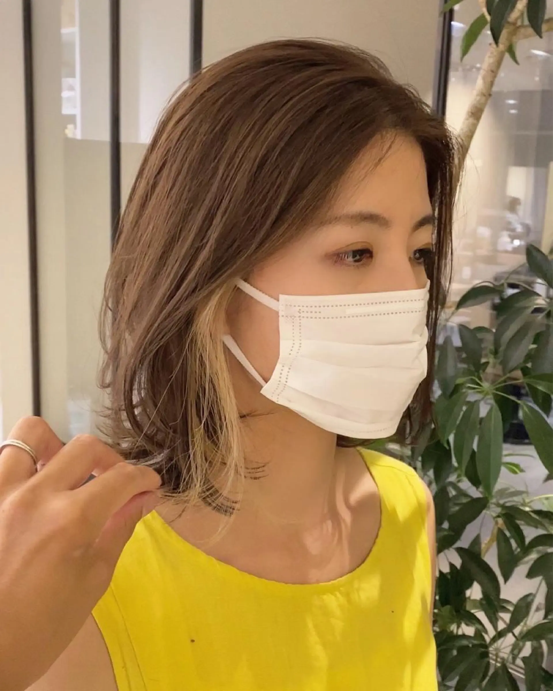 ミディアム カラー レイヤーカットのプロ 大人ヘア宮森貴志のヘアスタイル