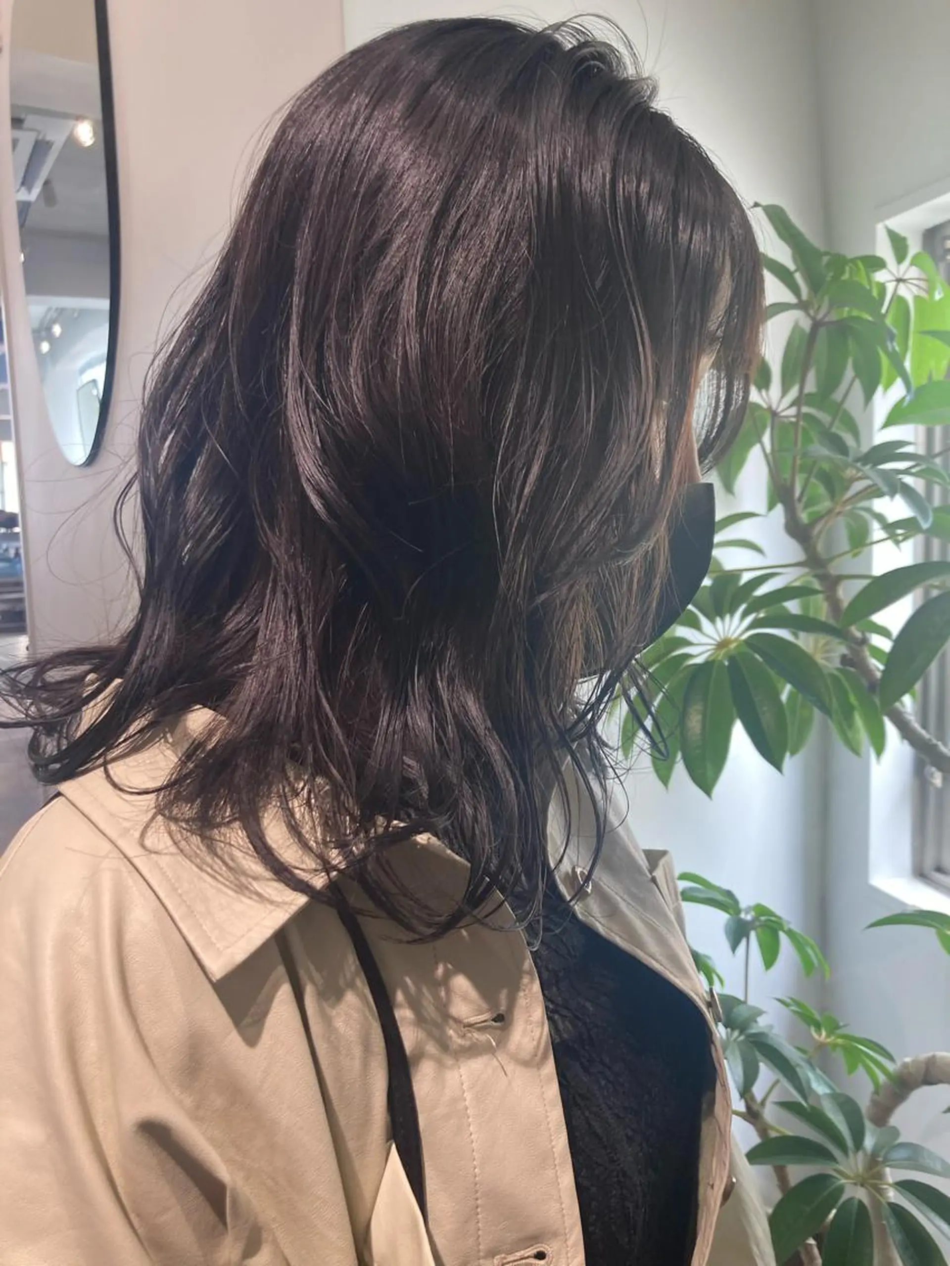 ロング アッシュ 佐伯 和佳のヘアスタイル