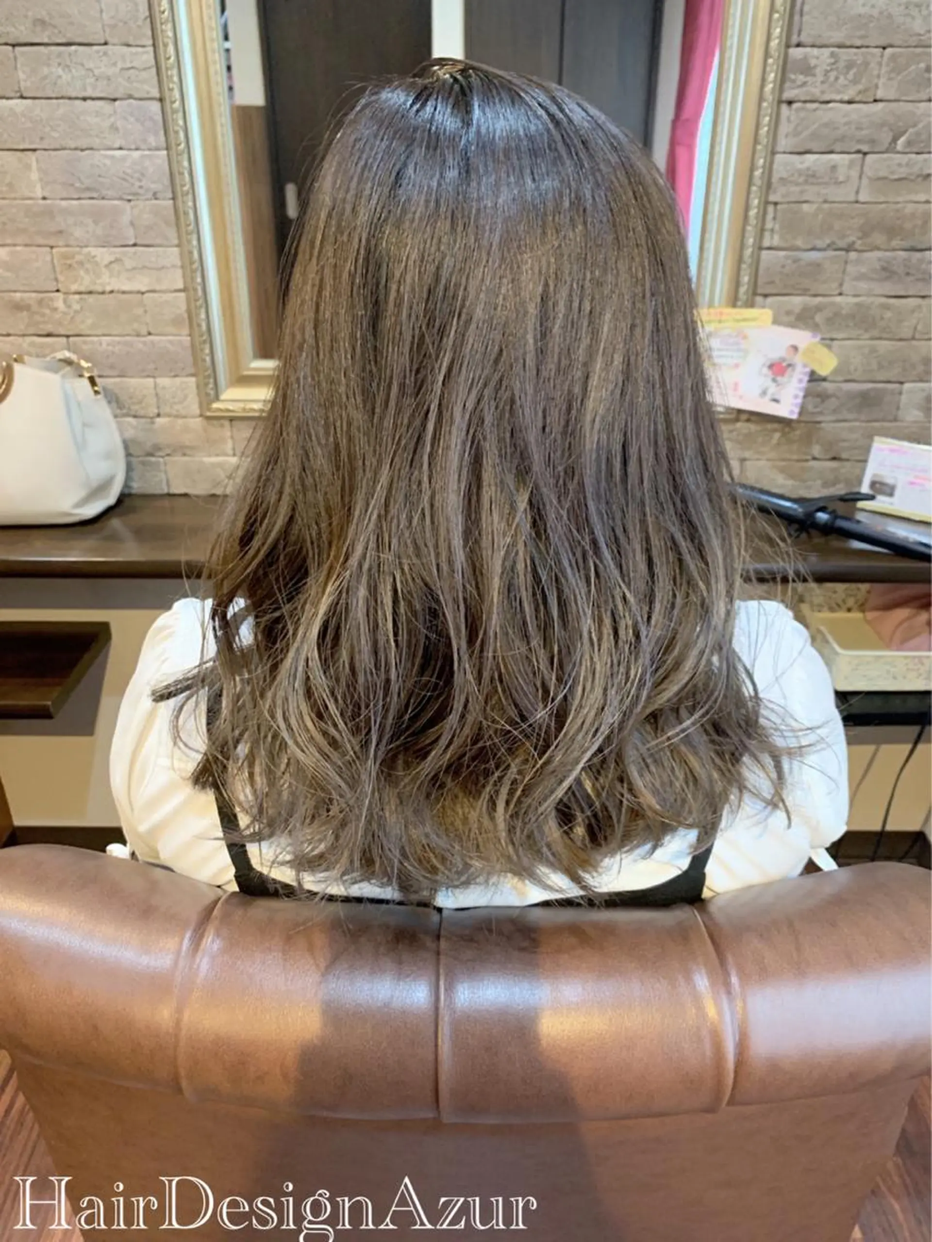 セミロング カラー HairDesign Azurのヘアスタイル