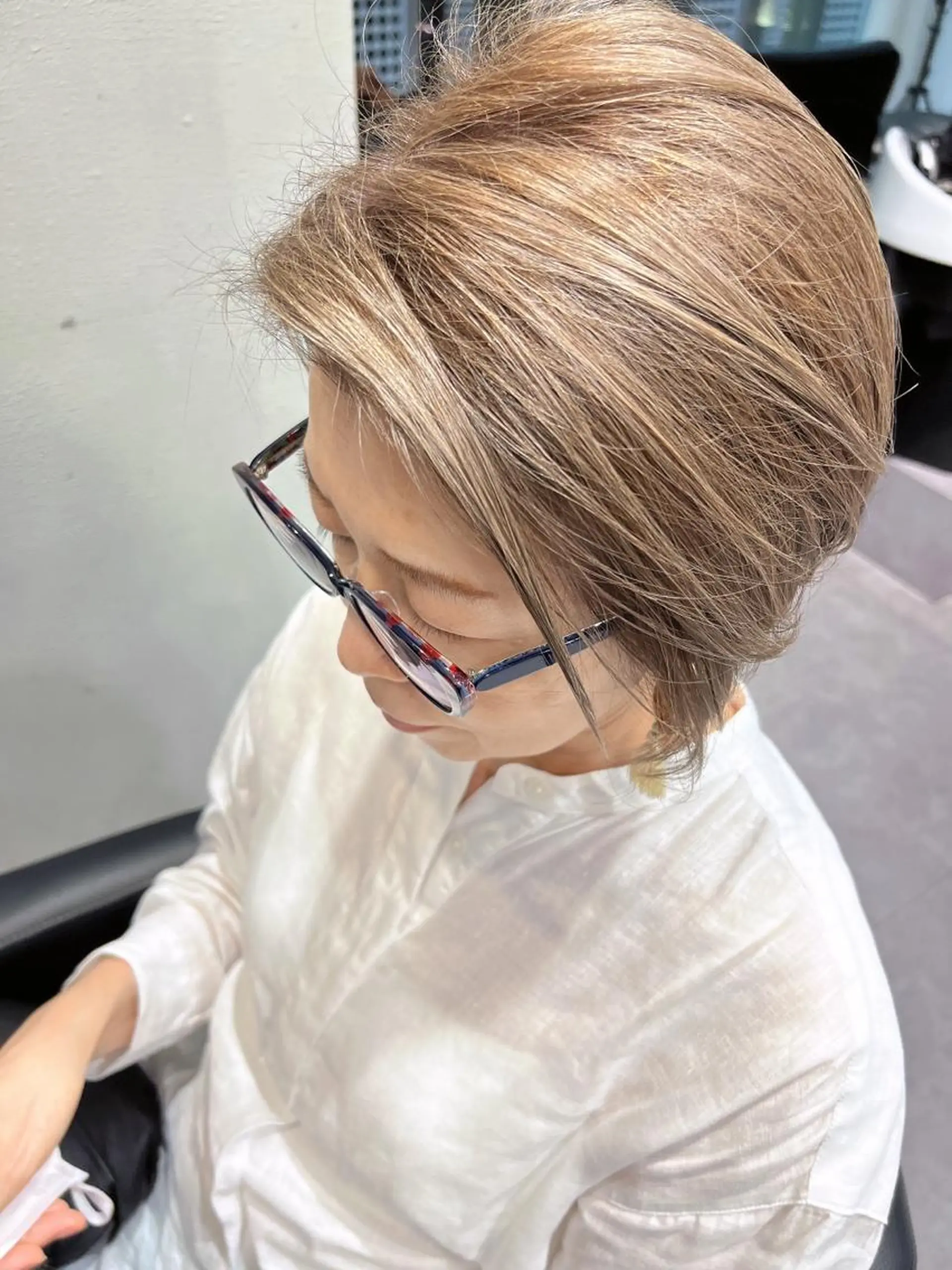 カラー 石井 潤のヘアスタイル