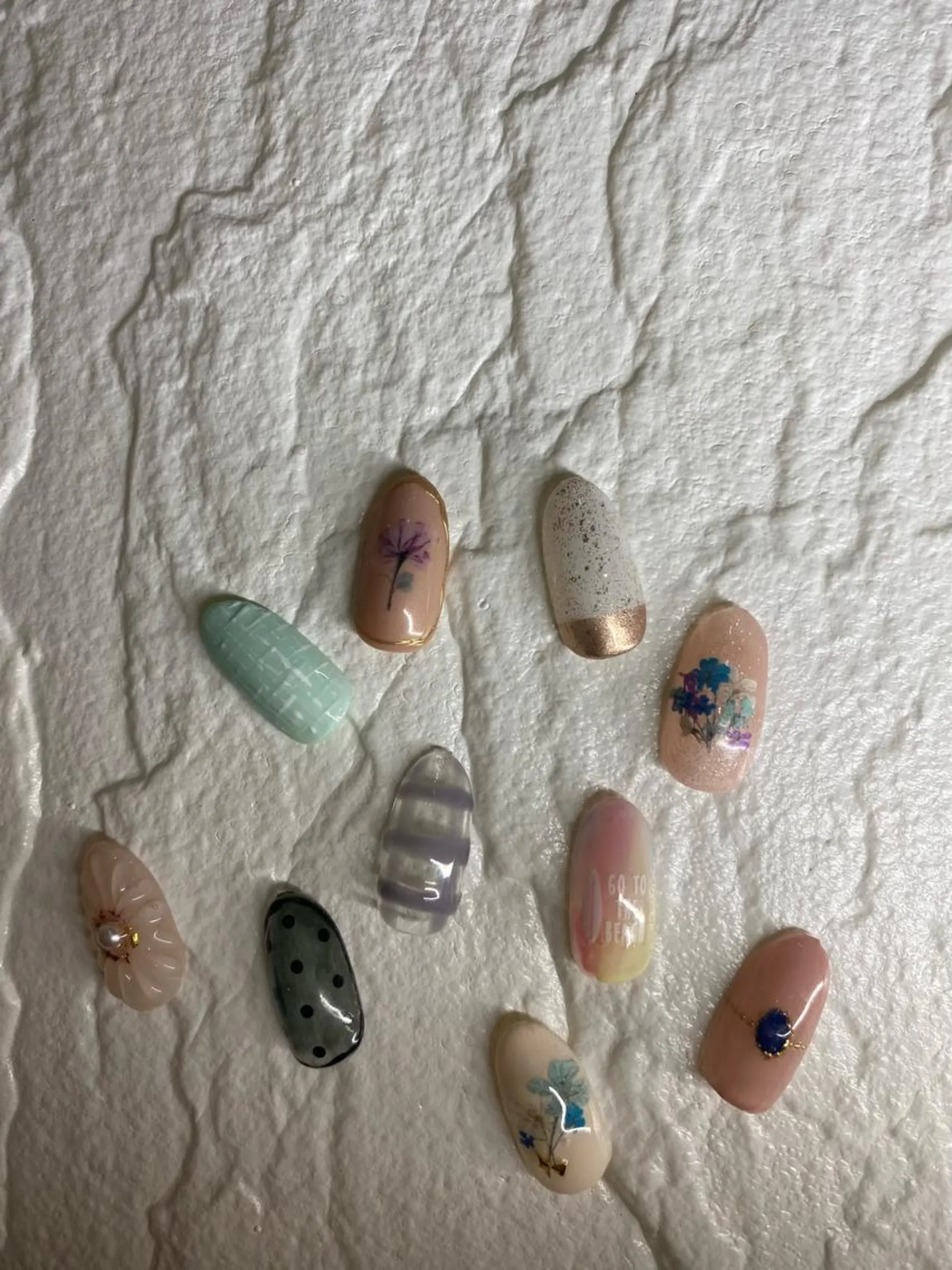 ネイル FERNA フェルナのネイルデザイン