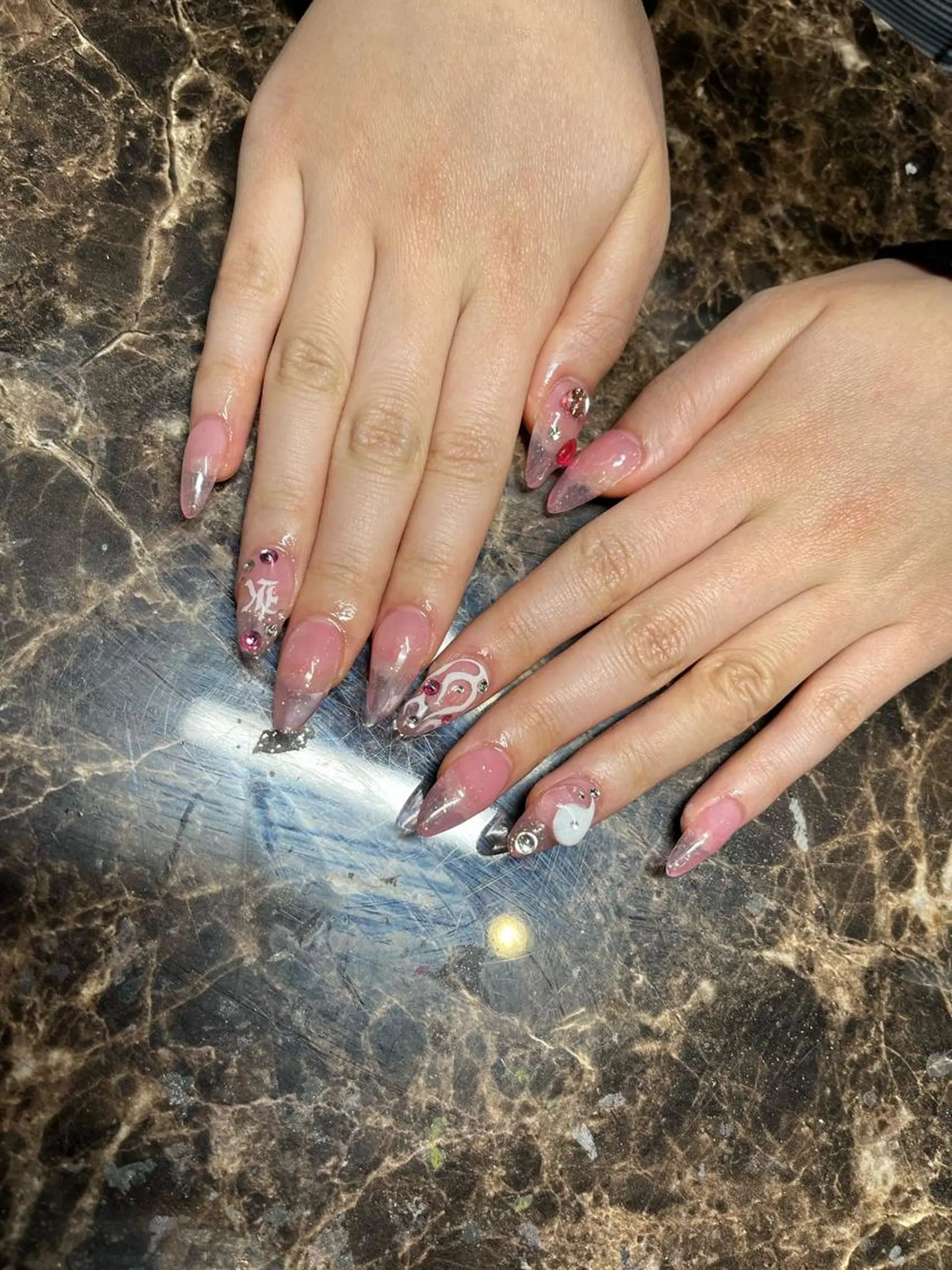 ネイル ハンドネイル IROHA Nail 矢掛萌子のネイルデザイン