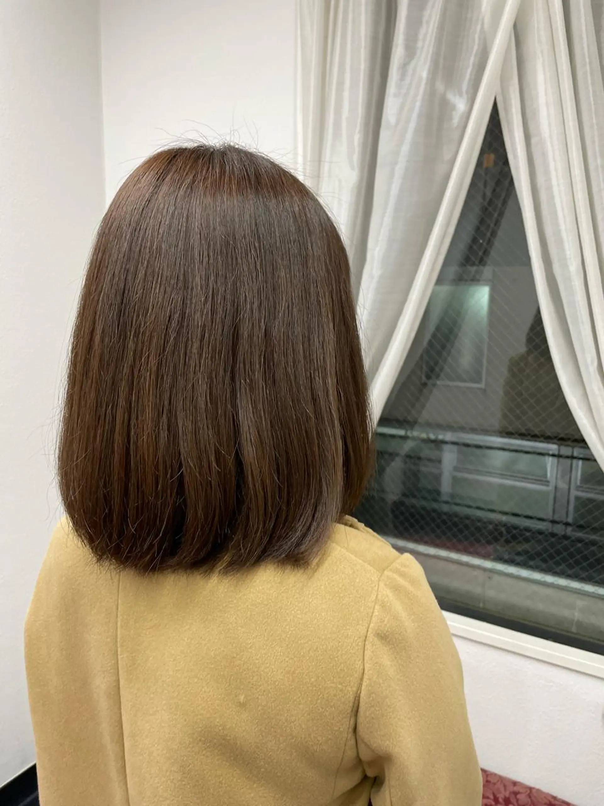 ミディアム カラー ベージュカラー 江里口 愛のヘアスタイル