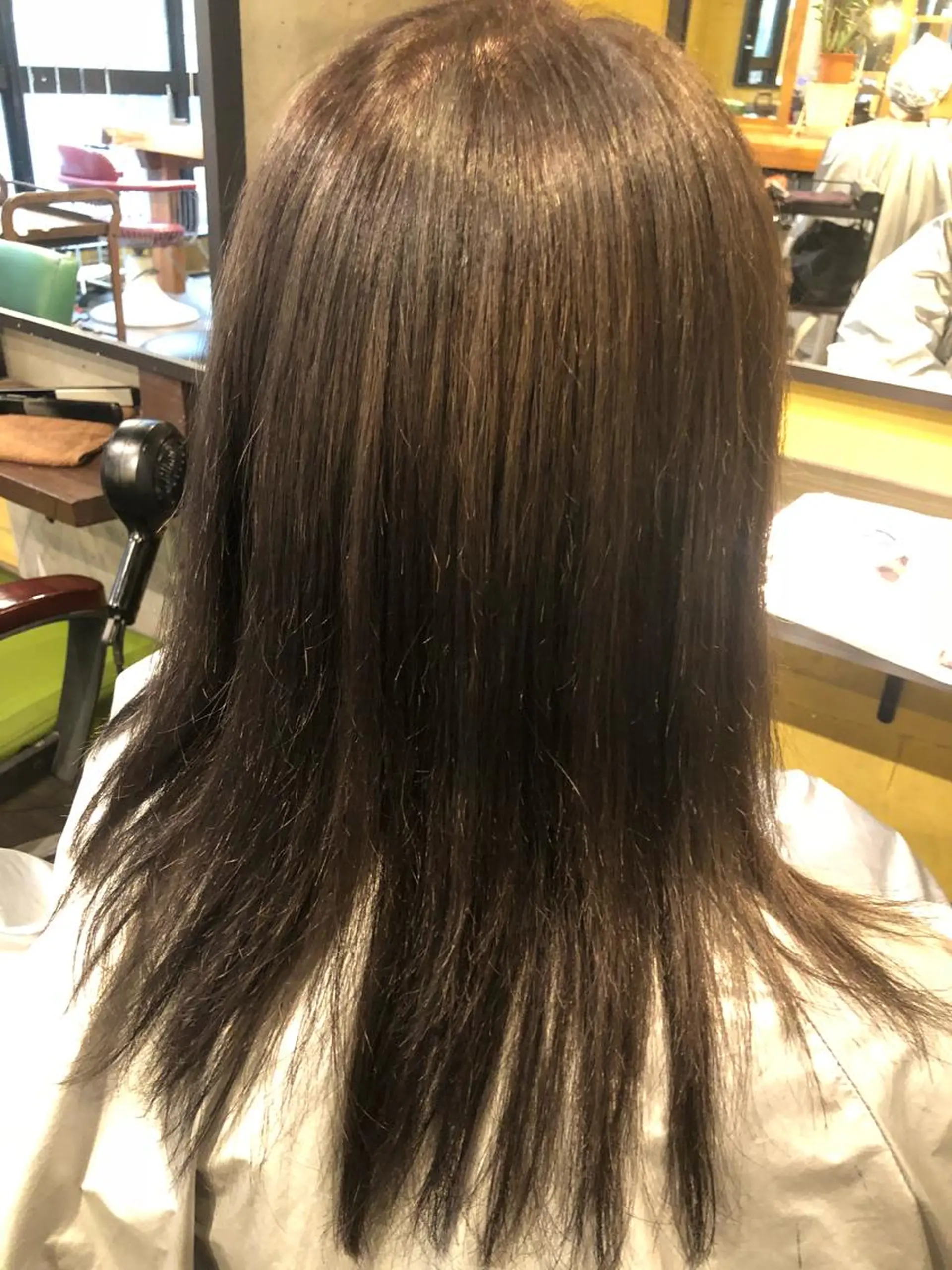 カラー アッシュ インナーカラー ISHIMORI  のヘアスタイル
