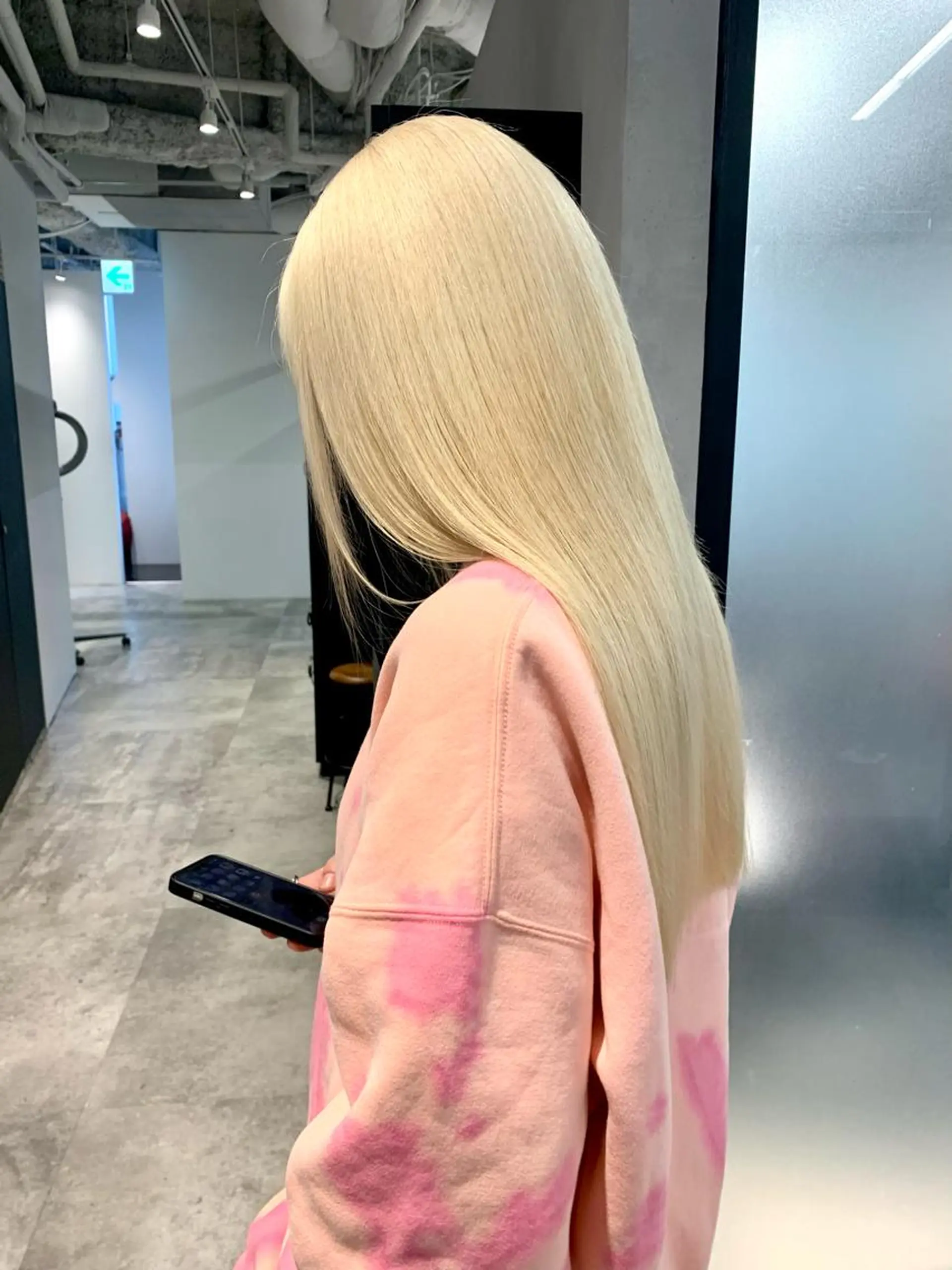 ロング カラー ヘアアレンジ ヘアカラー トリートメント ヘアセット ハイトーン/美髪矯正 🍃大江拓実のヘアスタイル