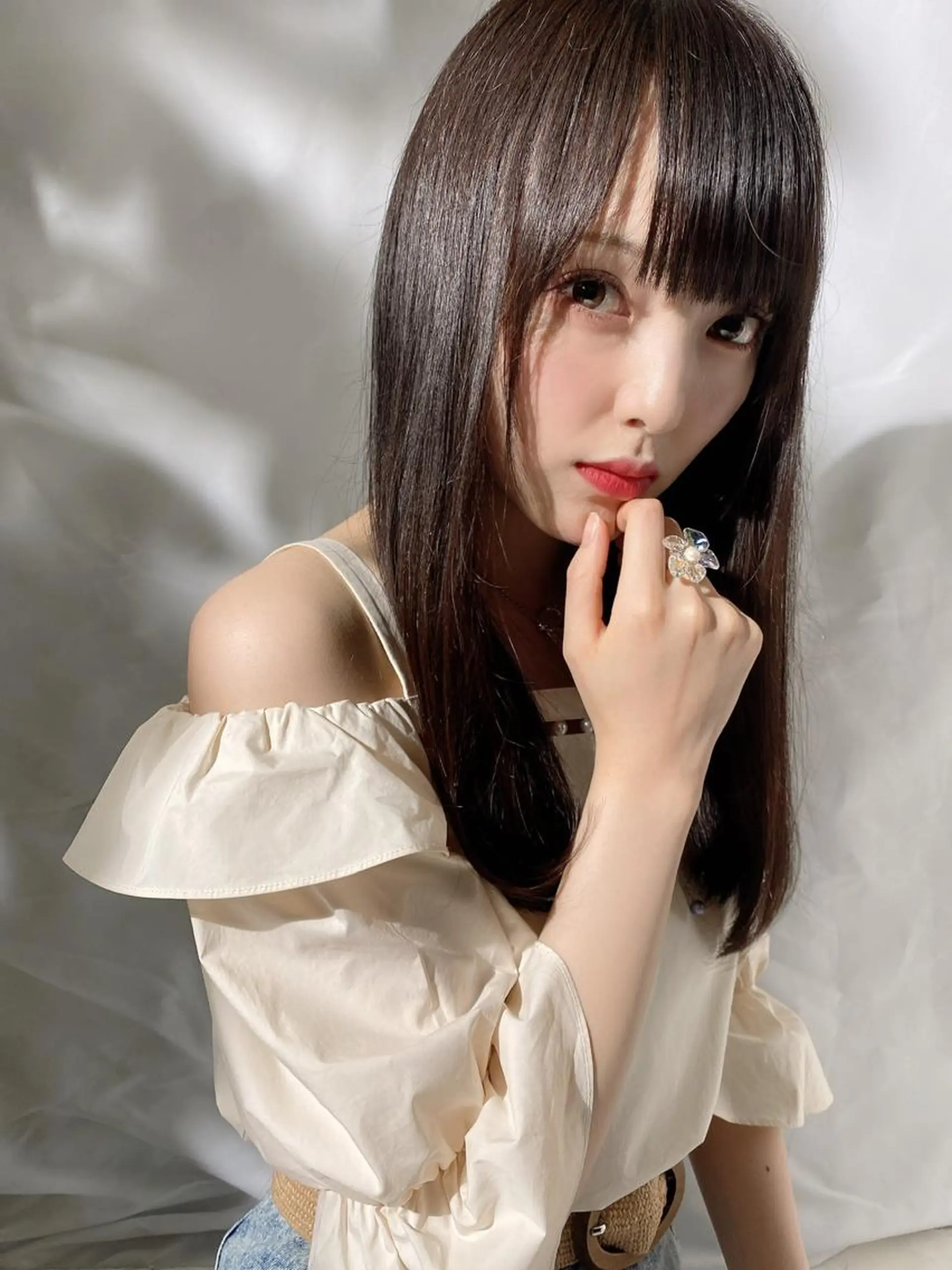 セミロング カラー バレイヤージュ ブリーチ ケアブリーチ ダブルカラー ハイライトカラー カット ヘアカラー トリートメント 新宿✨顔周りカット 韓国ヘア/坂本亜裟海のヘアスタイル