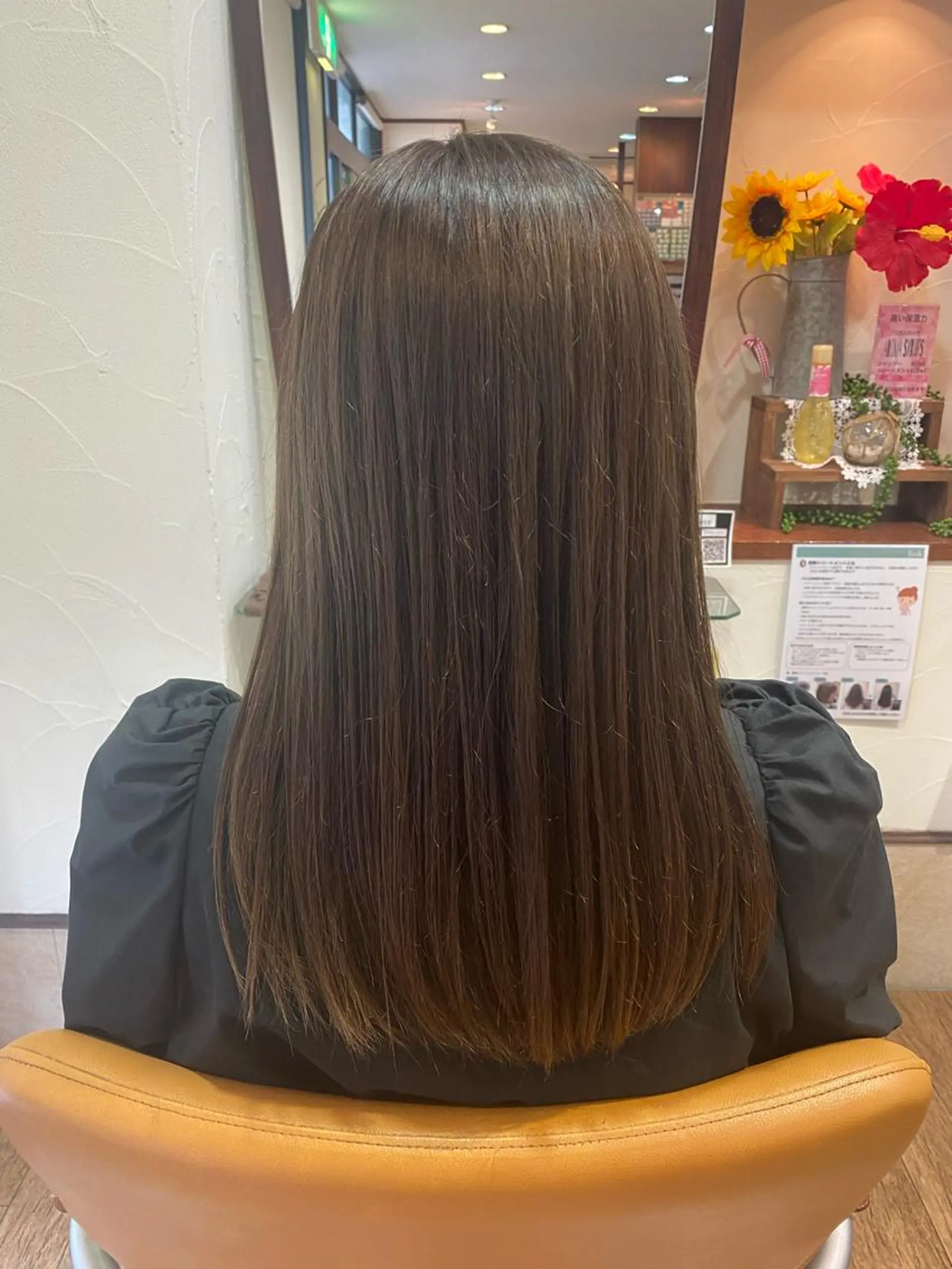 ロング カラー ブラウンカラー ダブルカラー オリーブブラウン サプリームヘア 飯田みち瑠のヘアスタイル