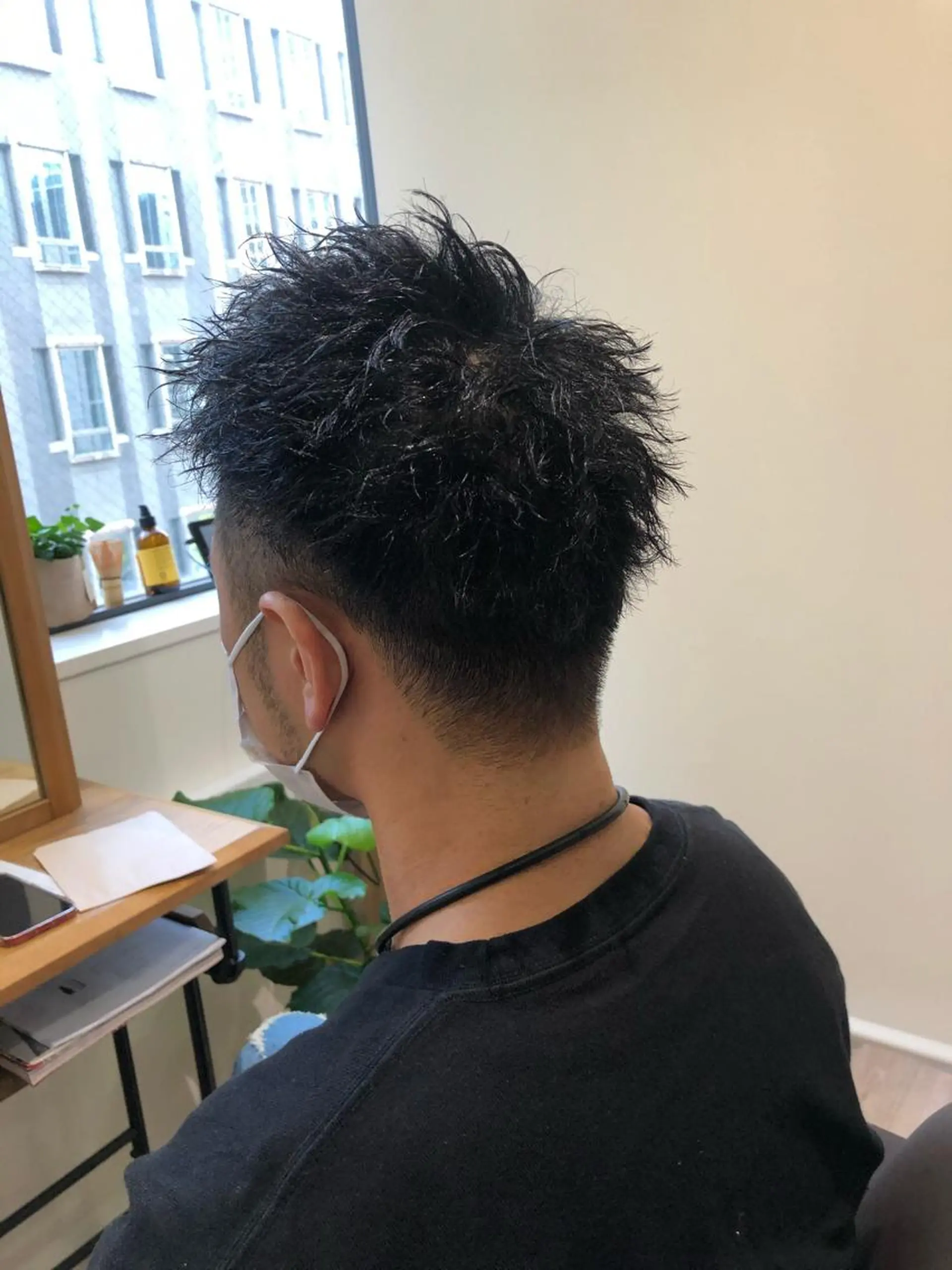 ショート カラー パーマ メンズ 関西センターパート メンズモデル募集のヘアスタイル